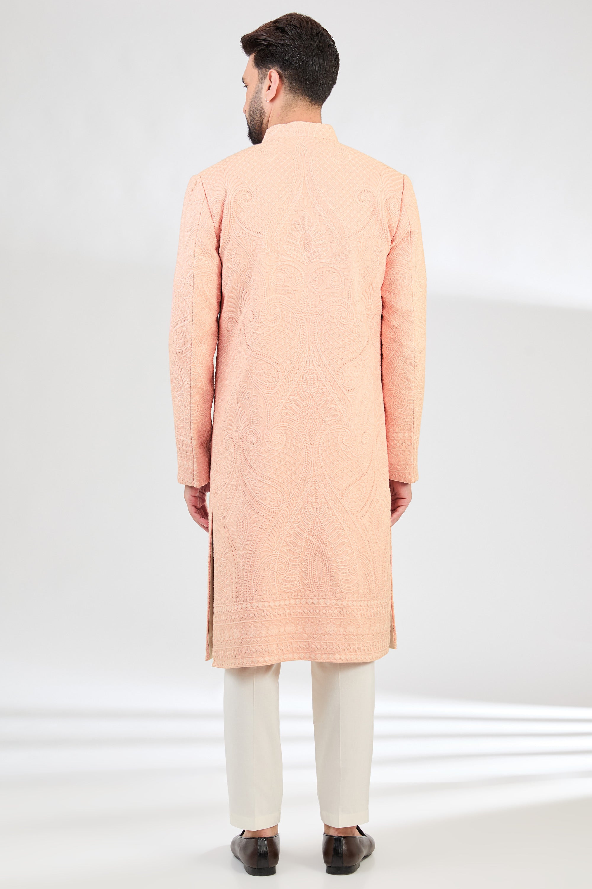 Peach kashmiri embroidered sherwani. - kasbahmen