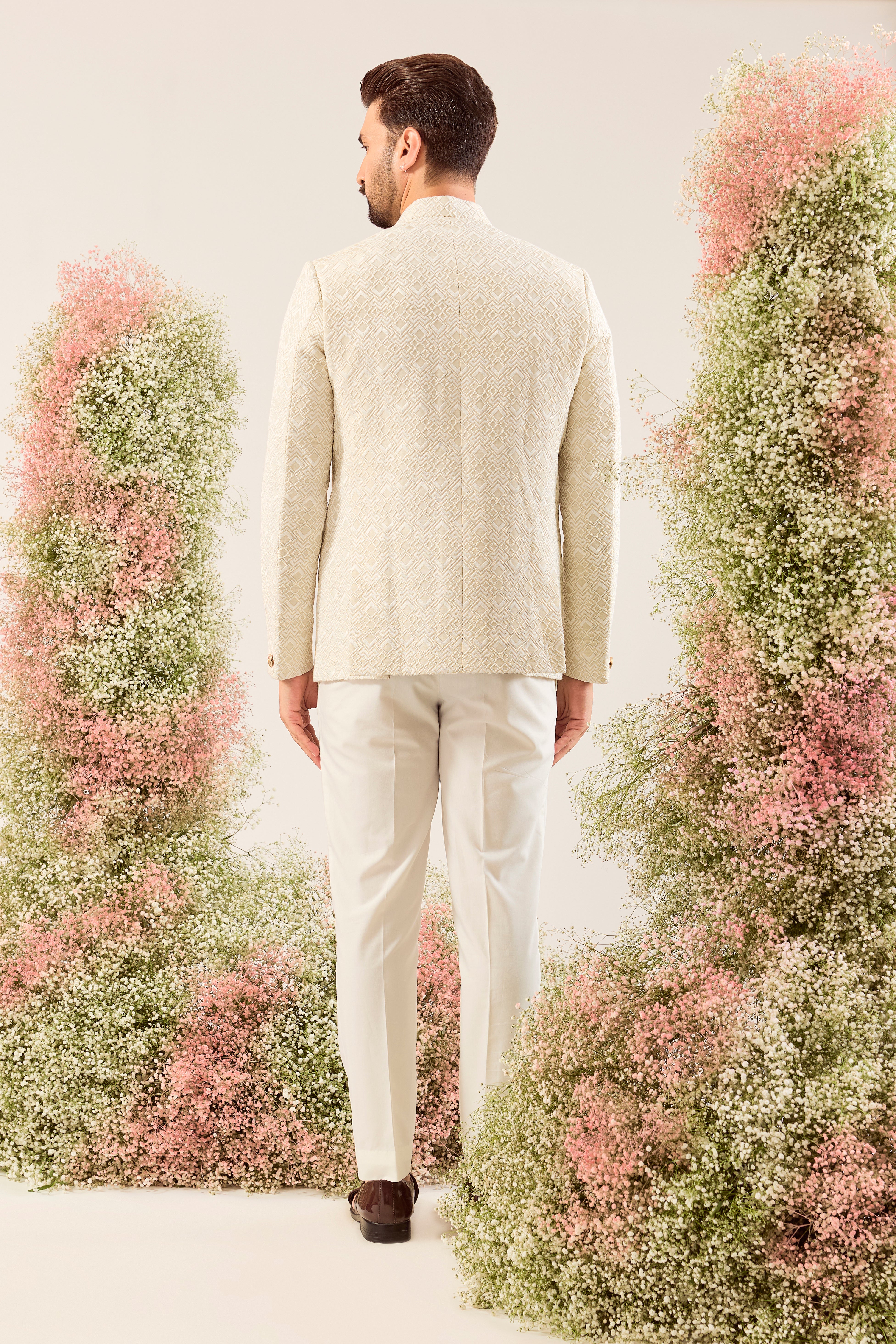 creame geometrically embroidried bandgala with tone to tone threadwork
