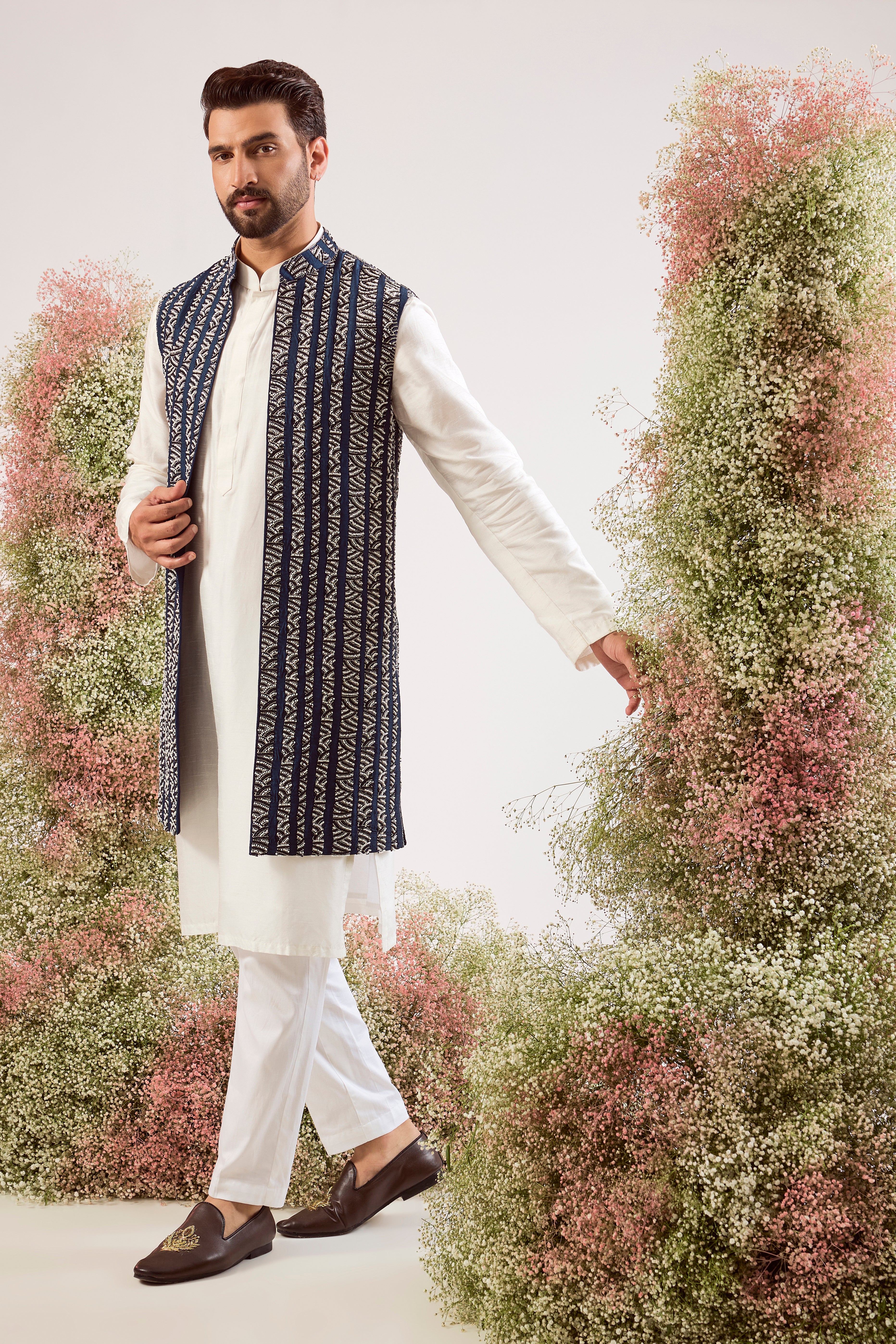 navy blue long jacket with heavy cut dana work