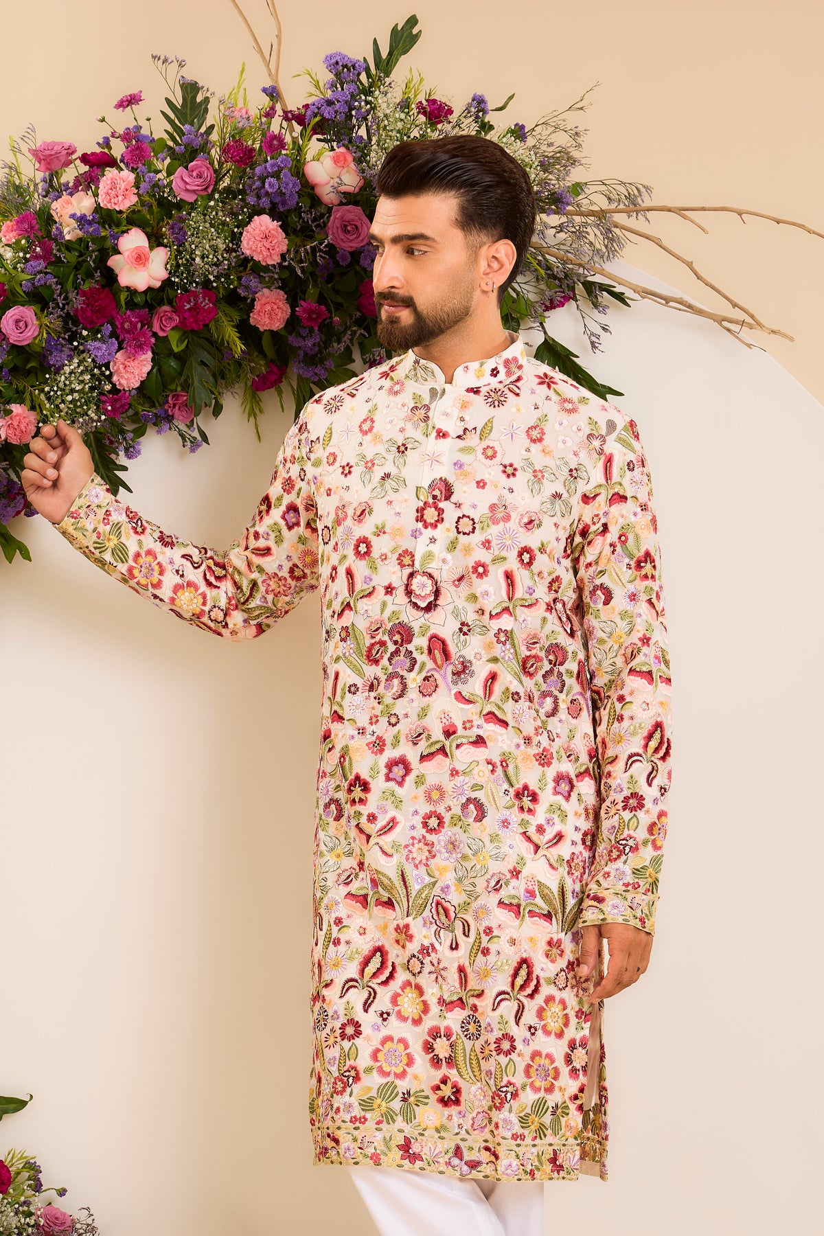 The Aurelia — An Ivory Kurta Draped in Delicate Florals