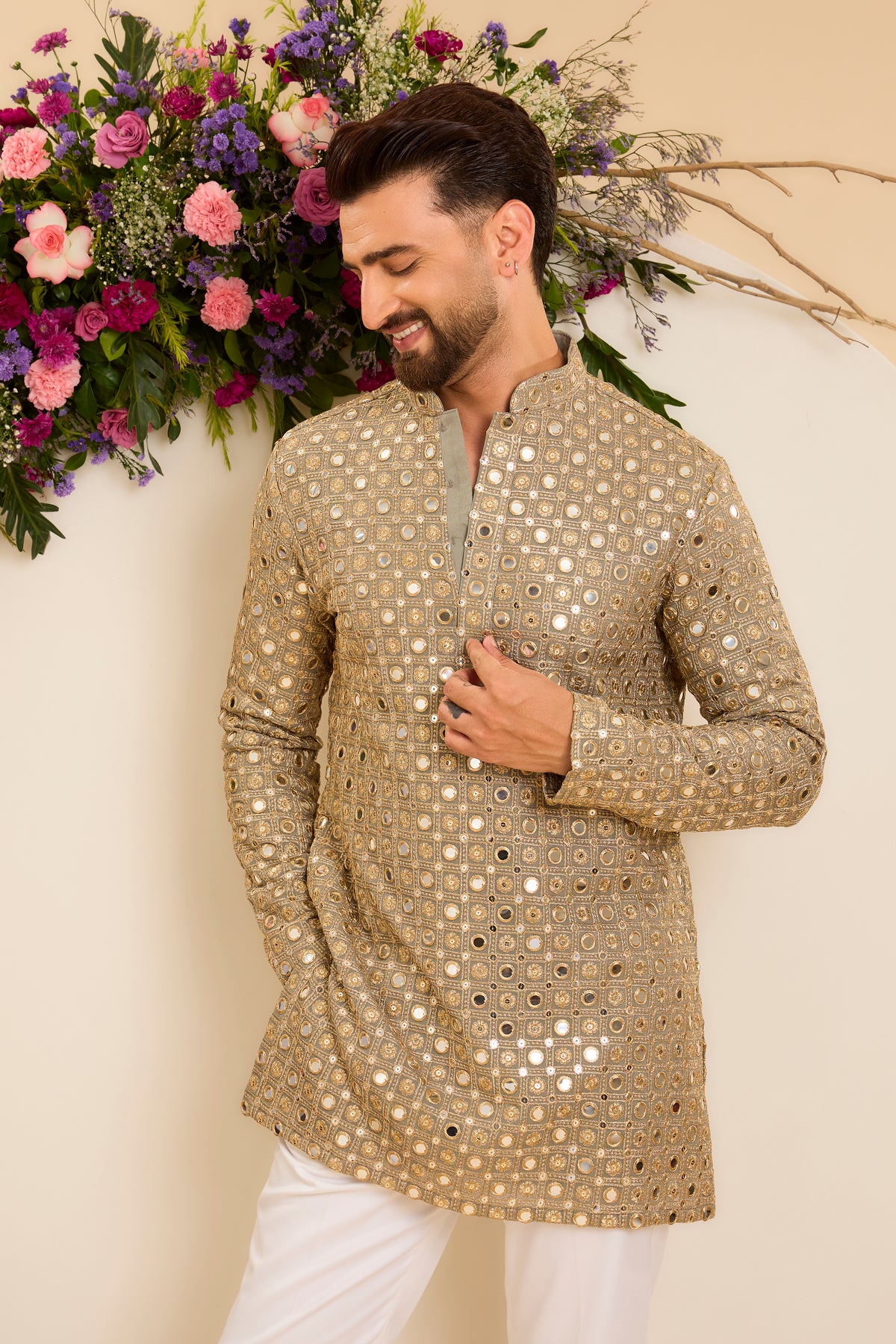 Grey short mirror work kurta drapped in zari