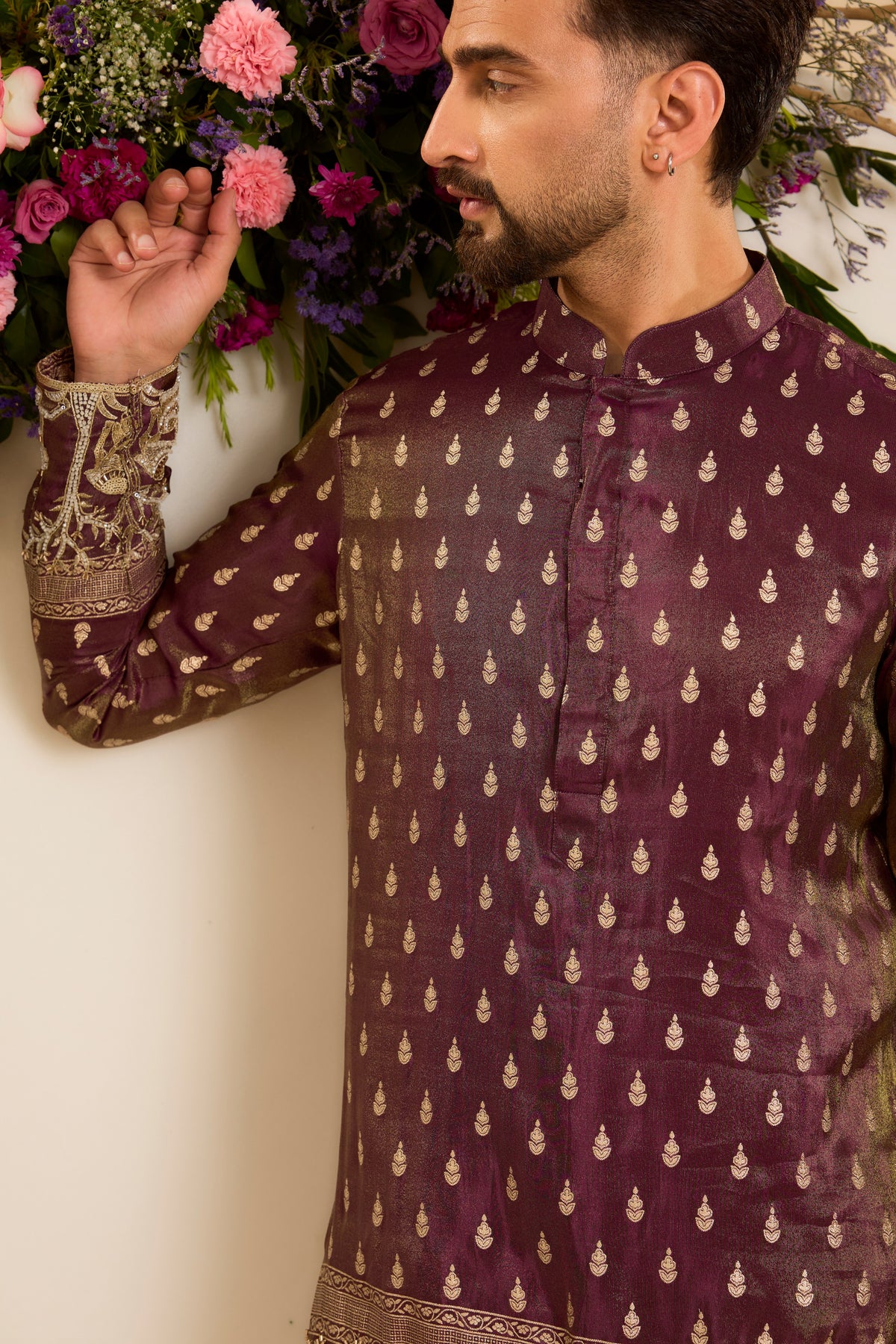 The wine Tissue Kurta with a  deer-Embroidered Ghera