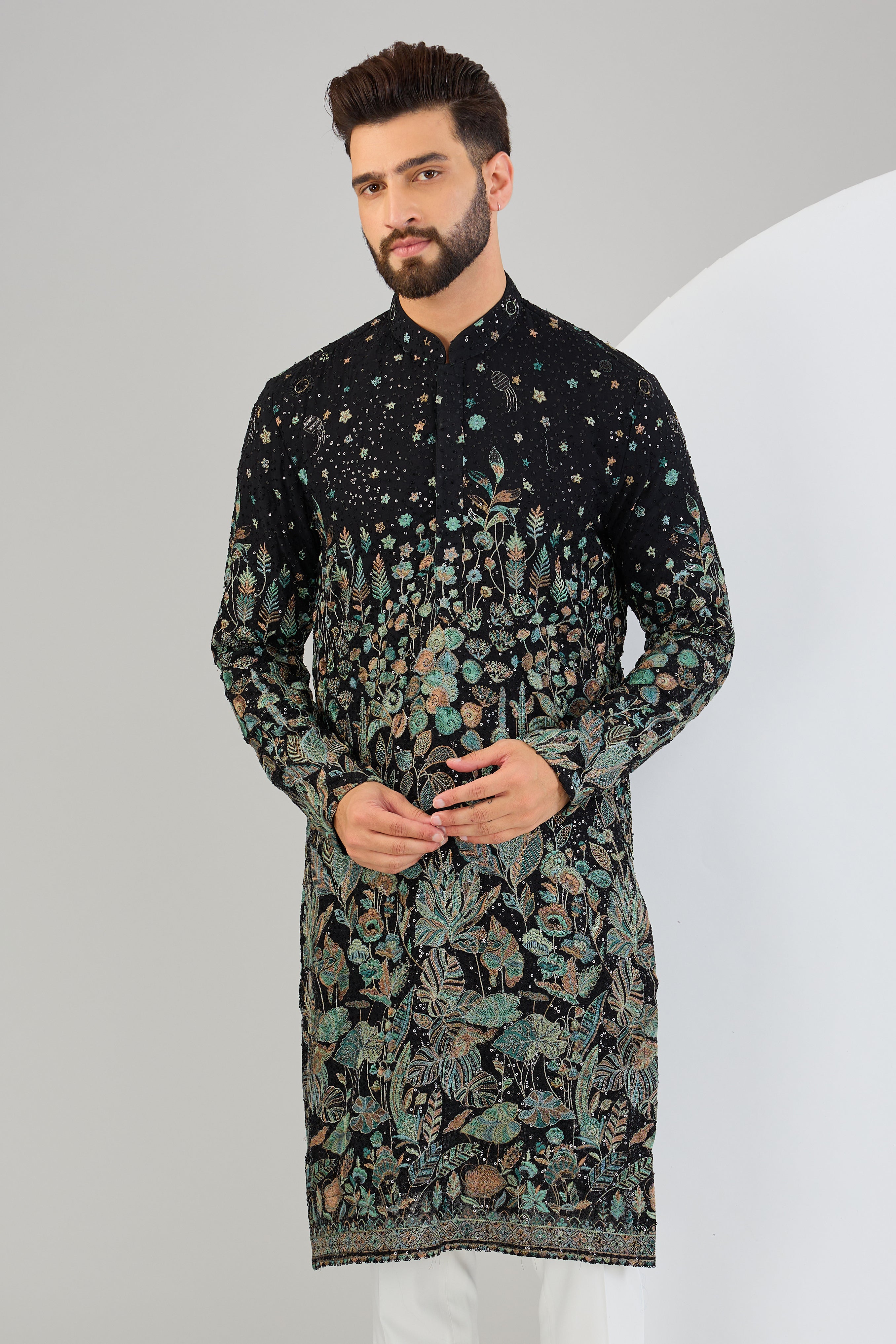 Black sequin kurta with intricate floral embroidery. - kasbahmen