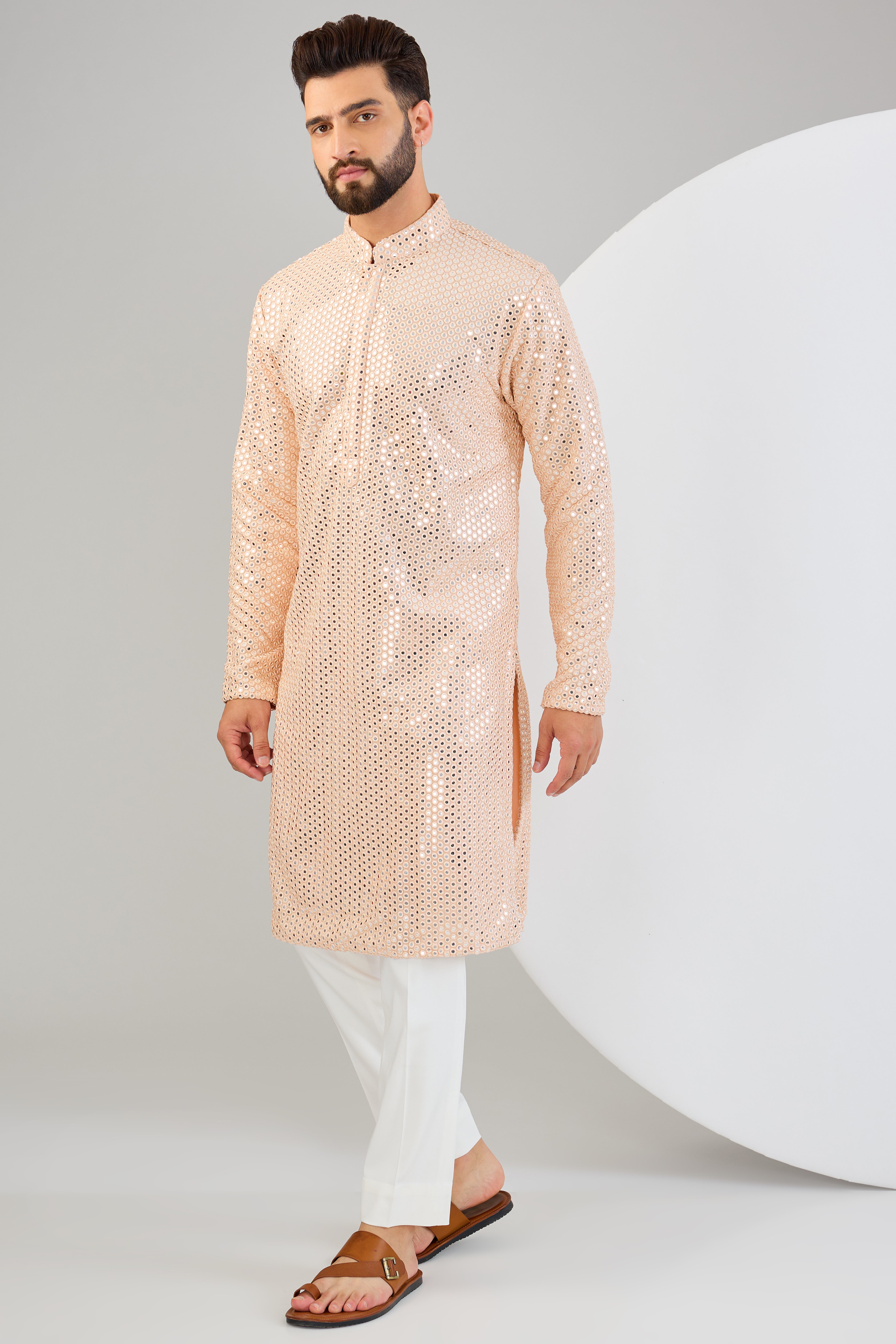 Classic pink mirror-work kurta. - kasbahmen