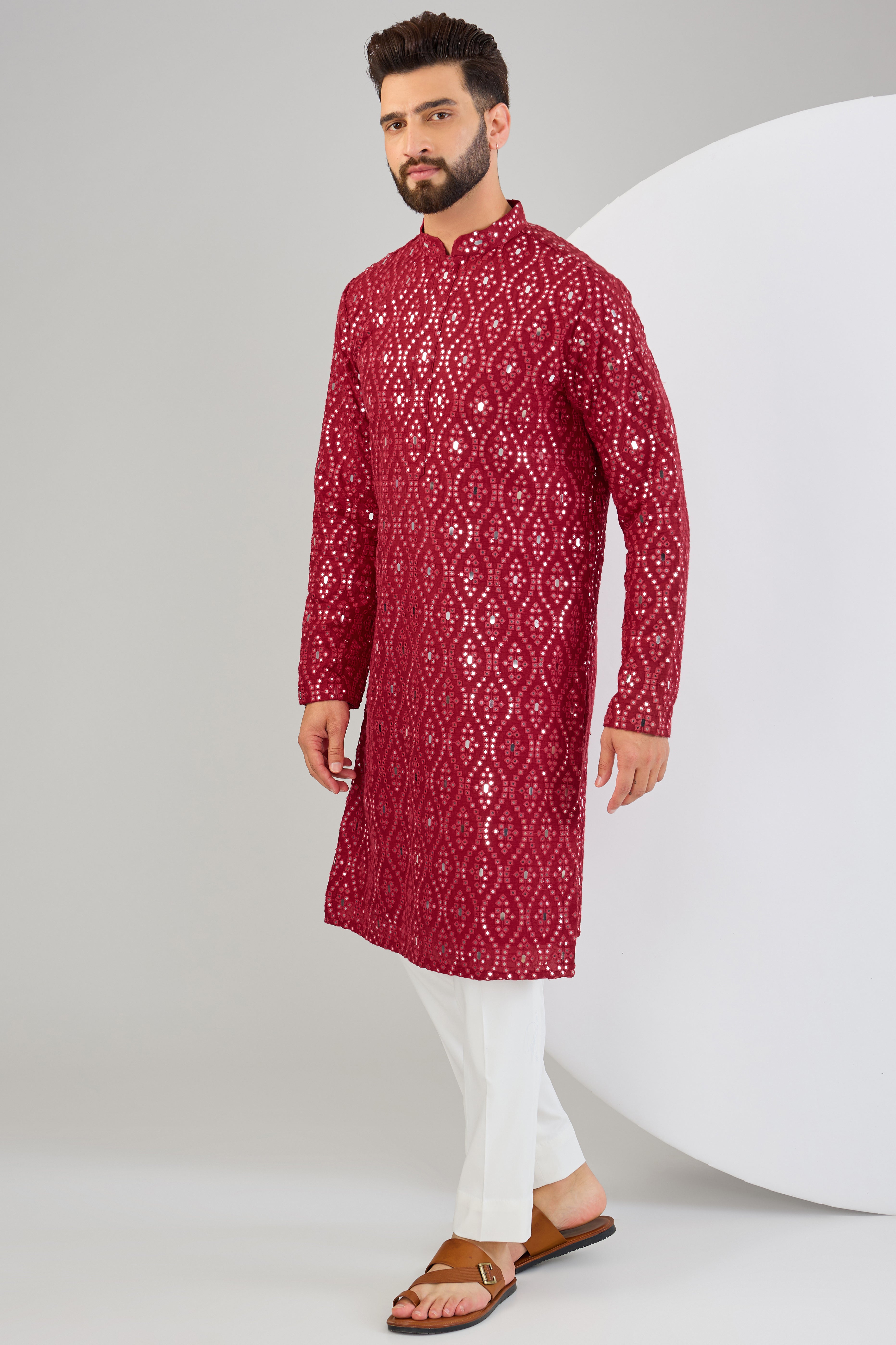 Signature red mirror-work kurta. - kasbahmen