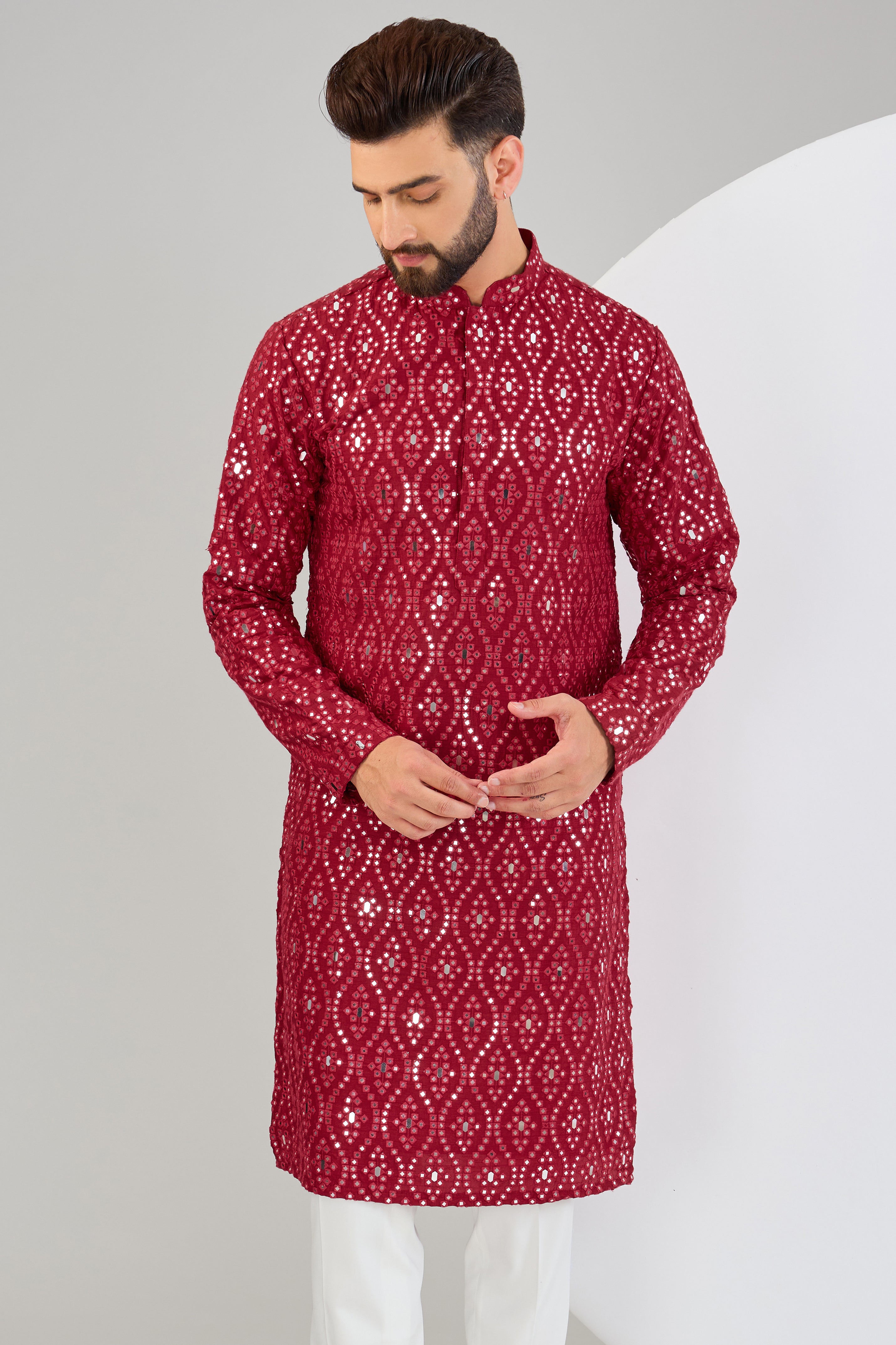 Signature red mirror-work kurta. - kasbahmen