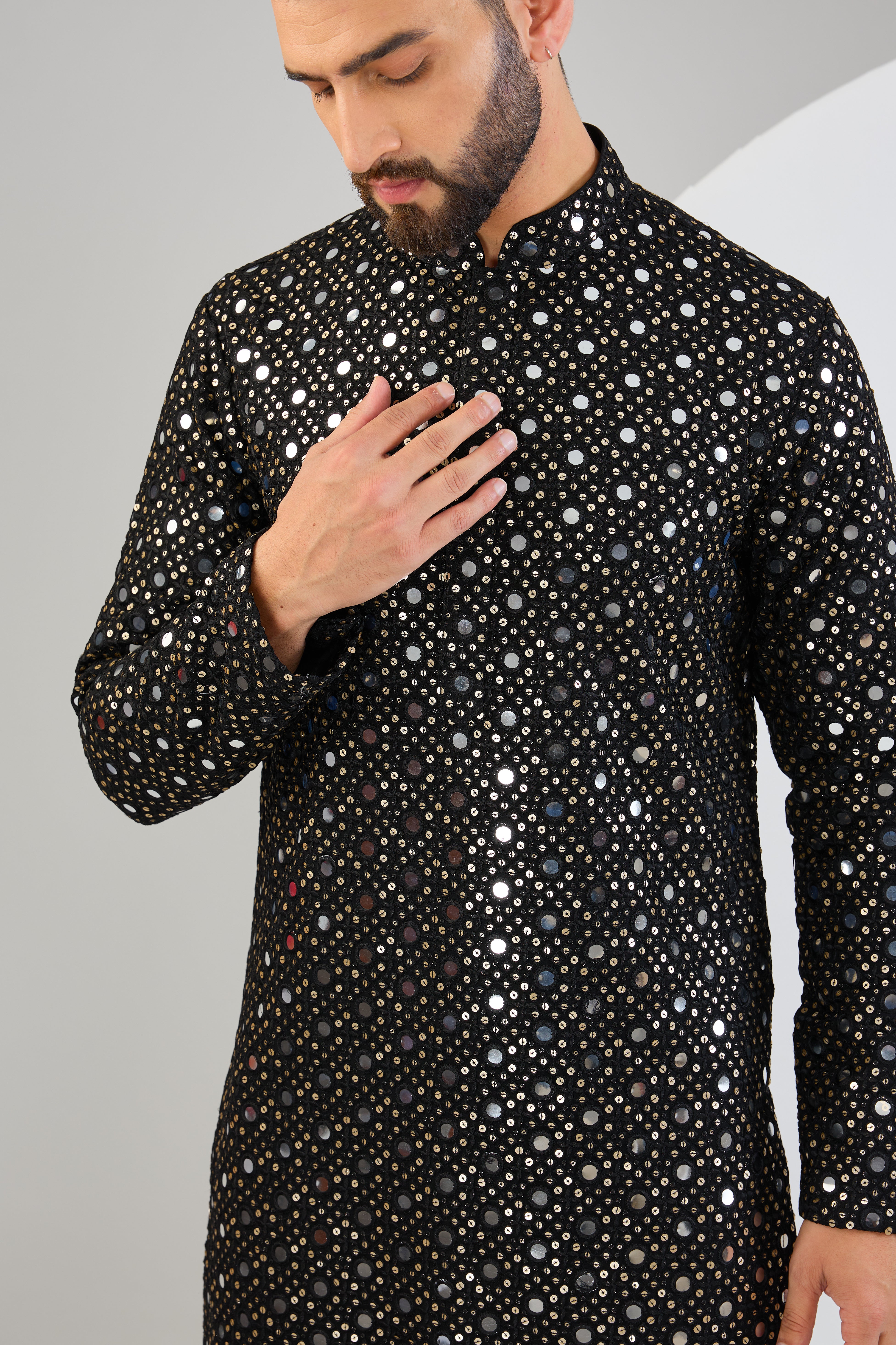 Signature black mirror-work kurta - kasbahmen