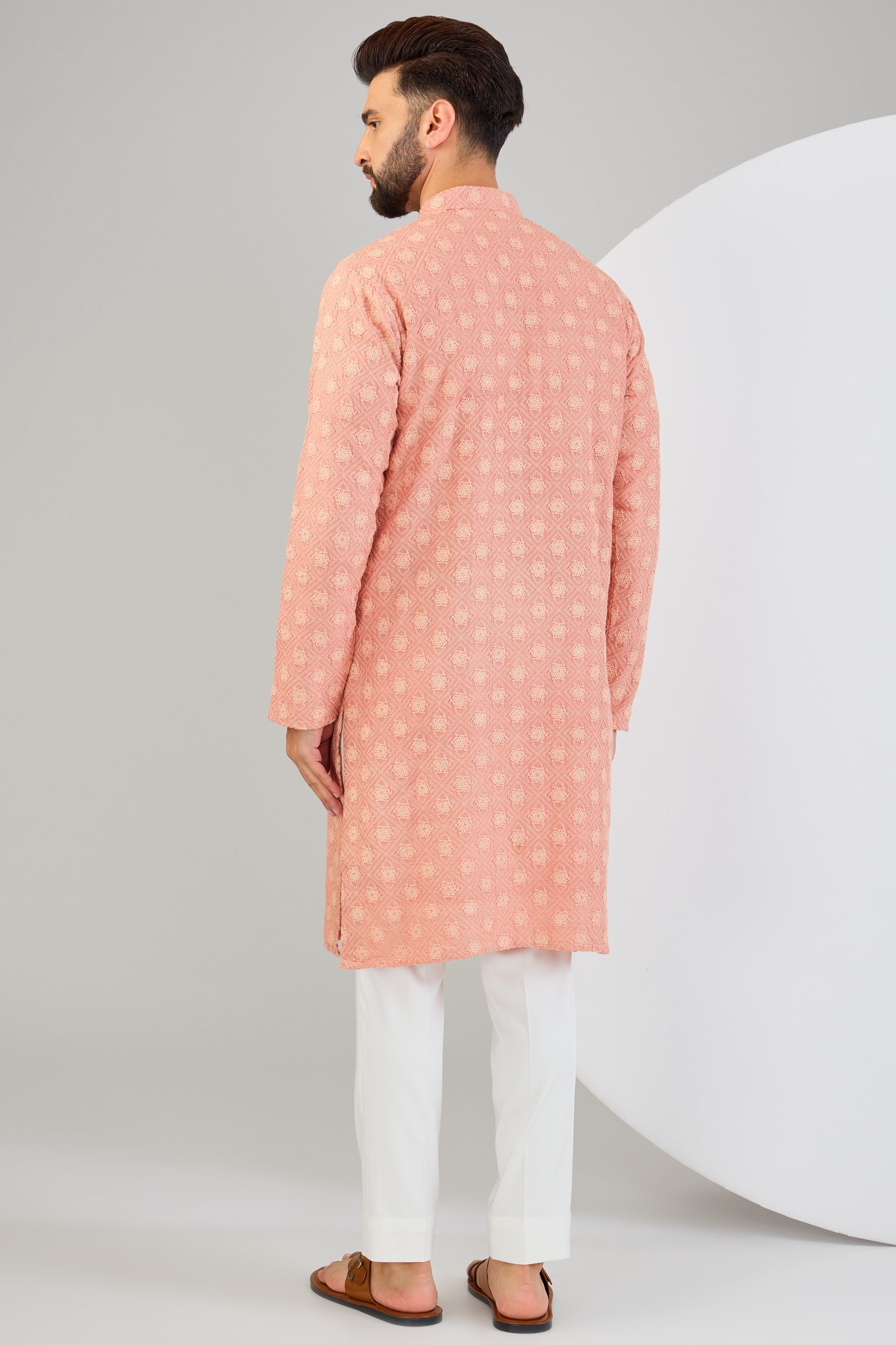 Onion pink chikankari kurta. - kasbahmen