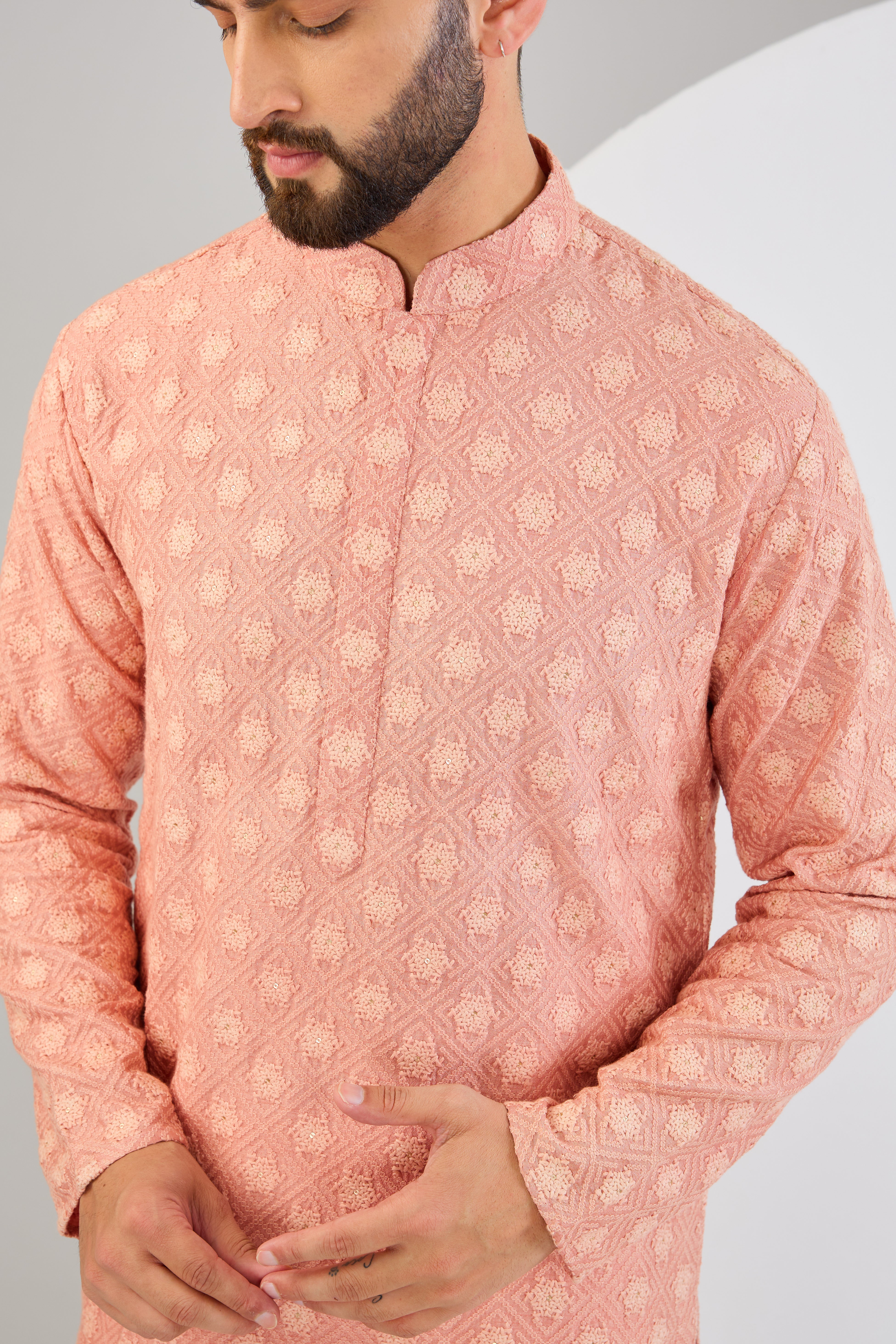 Onion pink chikankari kurta. - kasbahmen