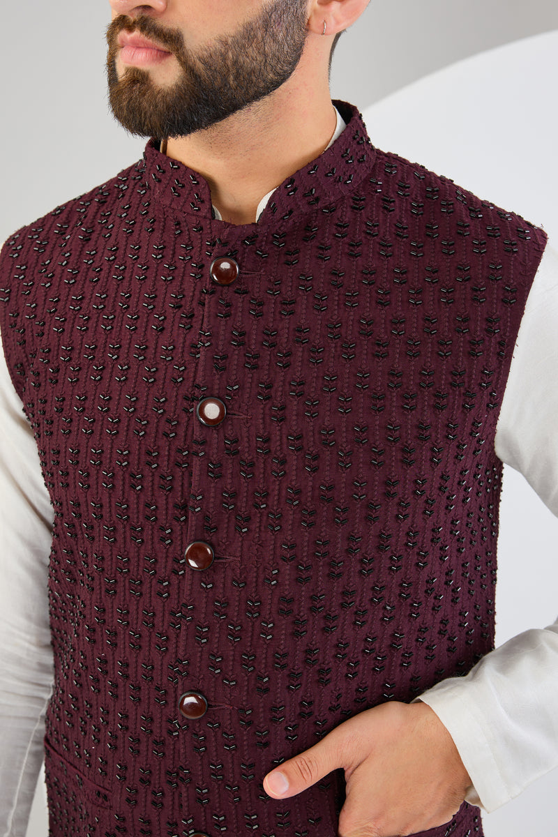 Maroon nehru-jacket with intricately done cut-dana embroidery. - kasbahmen