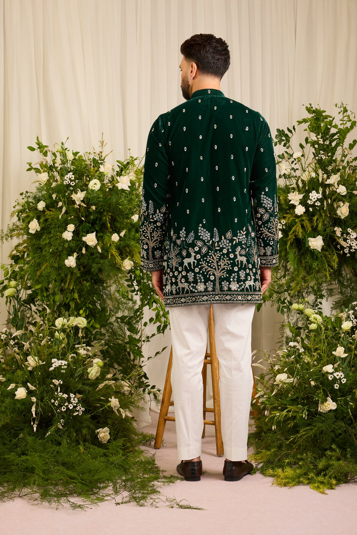 The Crowned - A Short Kurta with Sculpted Cut-Dana Wildlife