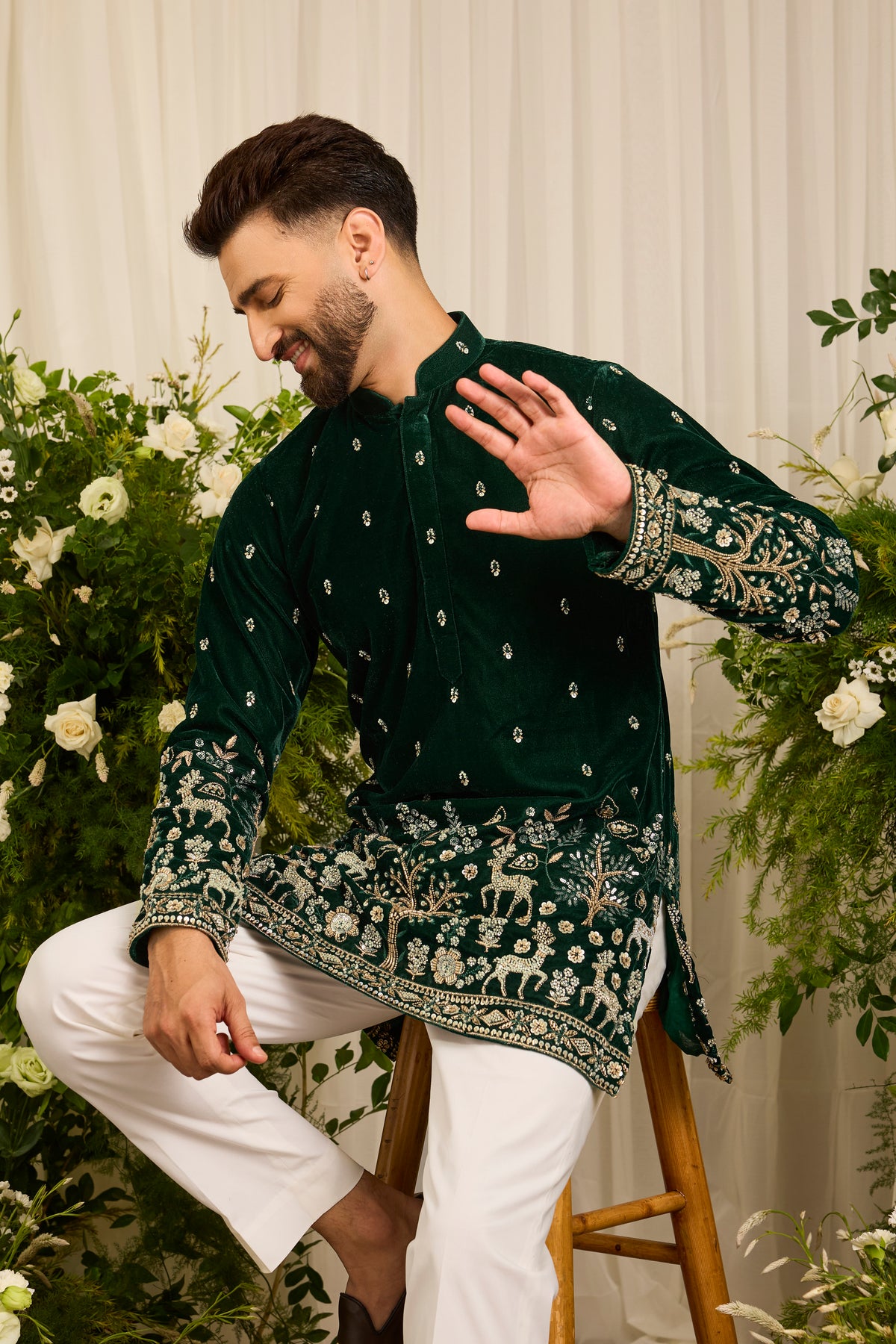 The Crowned - A Short Kurta with Sculpted Cut-Dana Wildlife