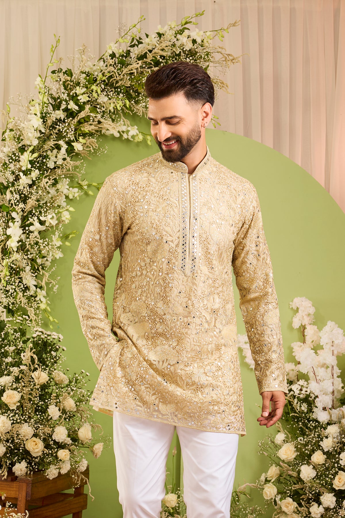 The Zénith- A Golden Kurta Alive with Ornate Wildlife