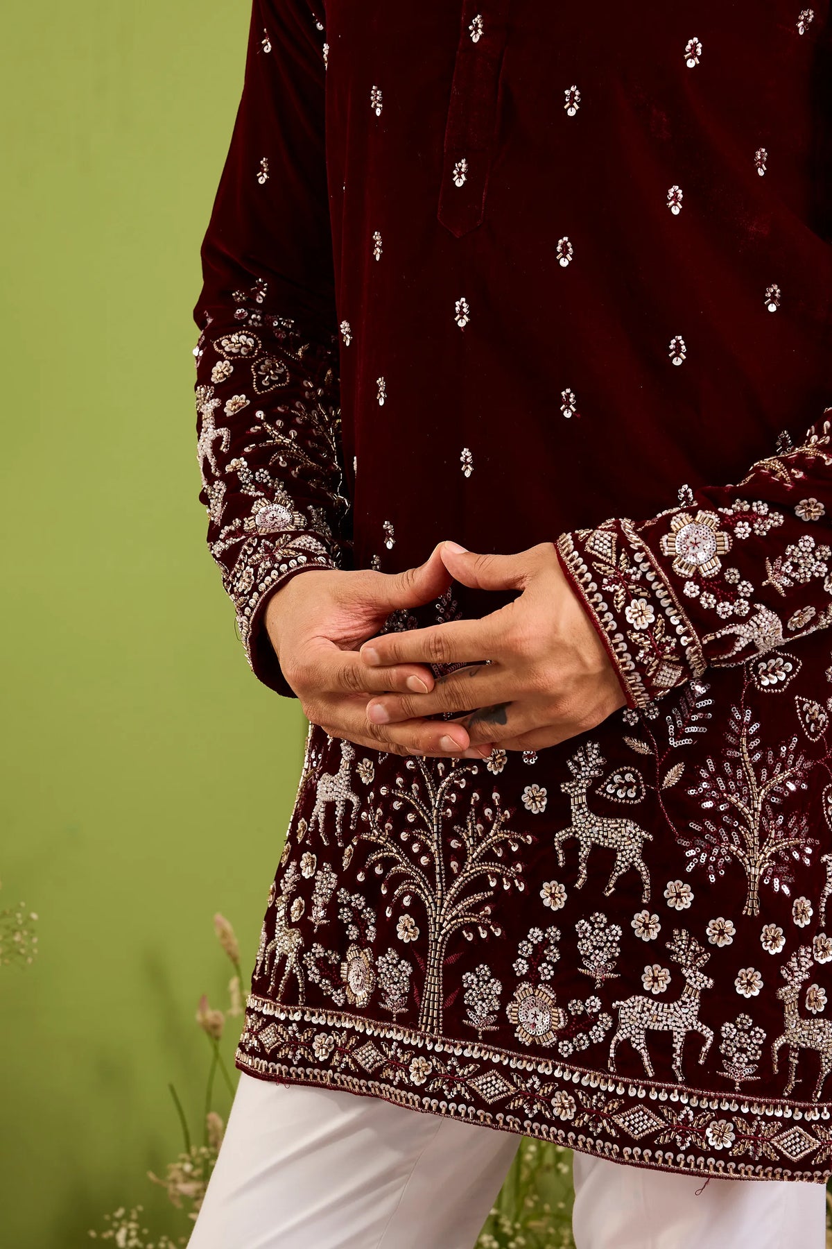 The Crowned - A Short Kurta with Sculpted Cut-Dana Wildlife