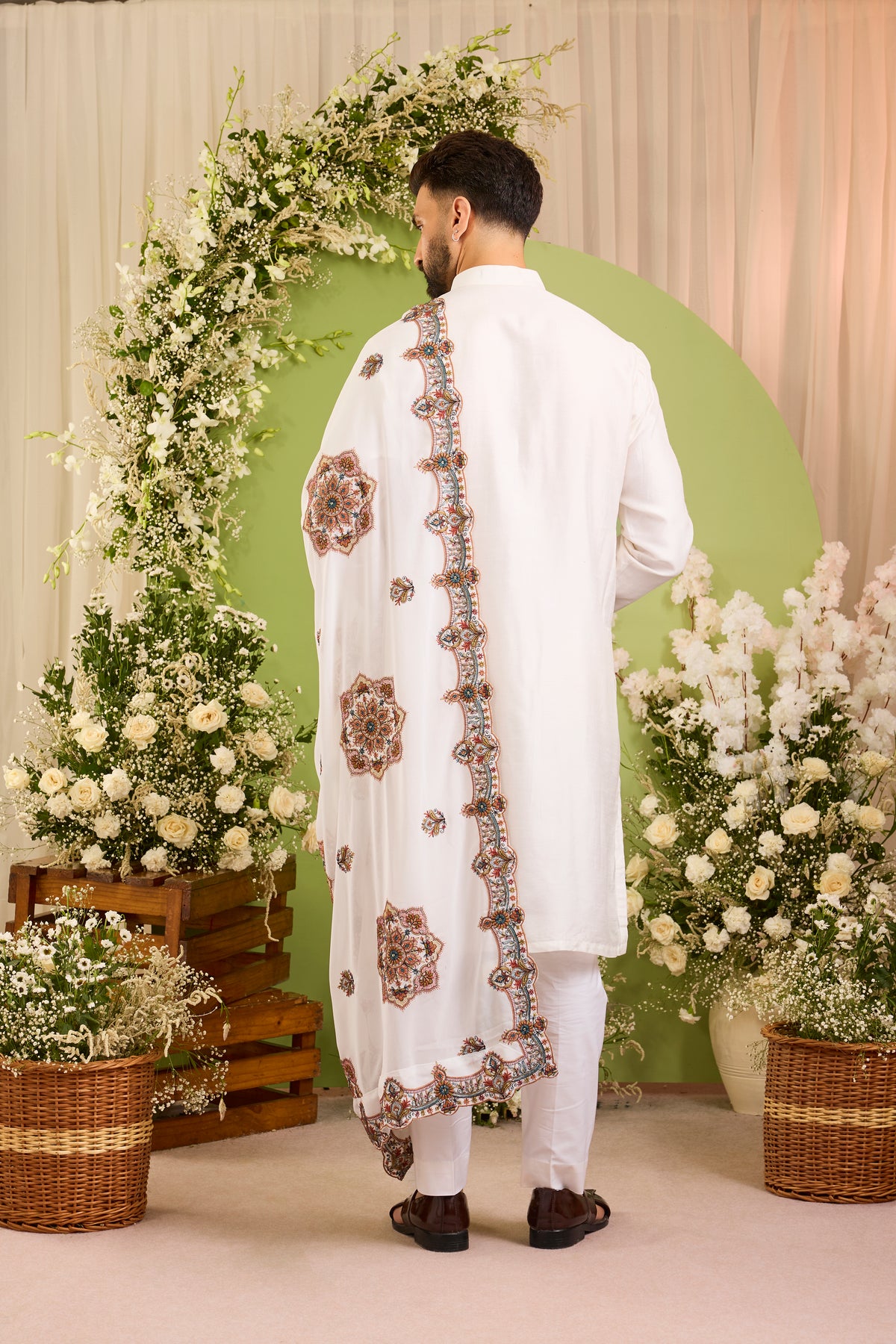 Whote chikankari stole