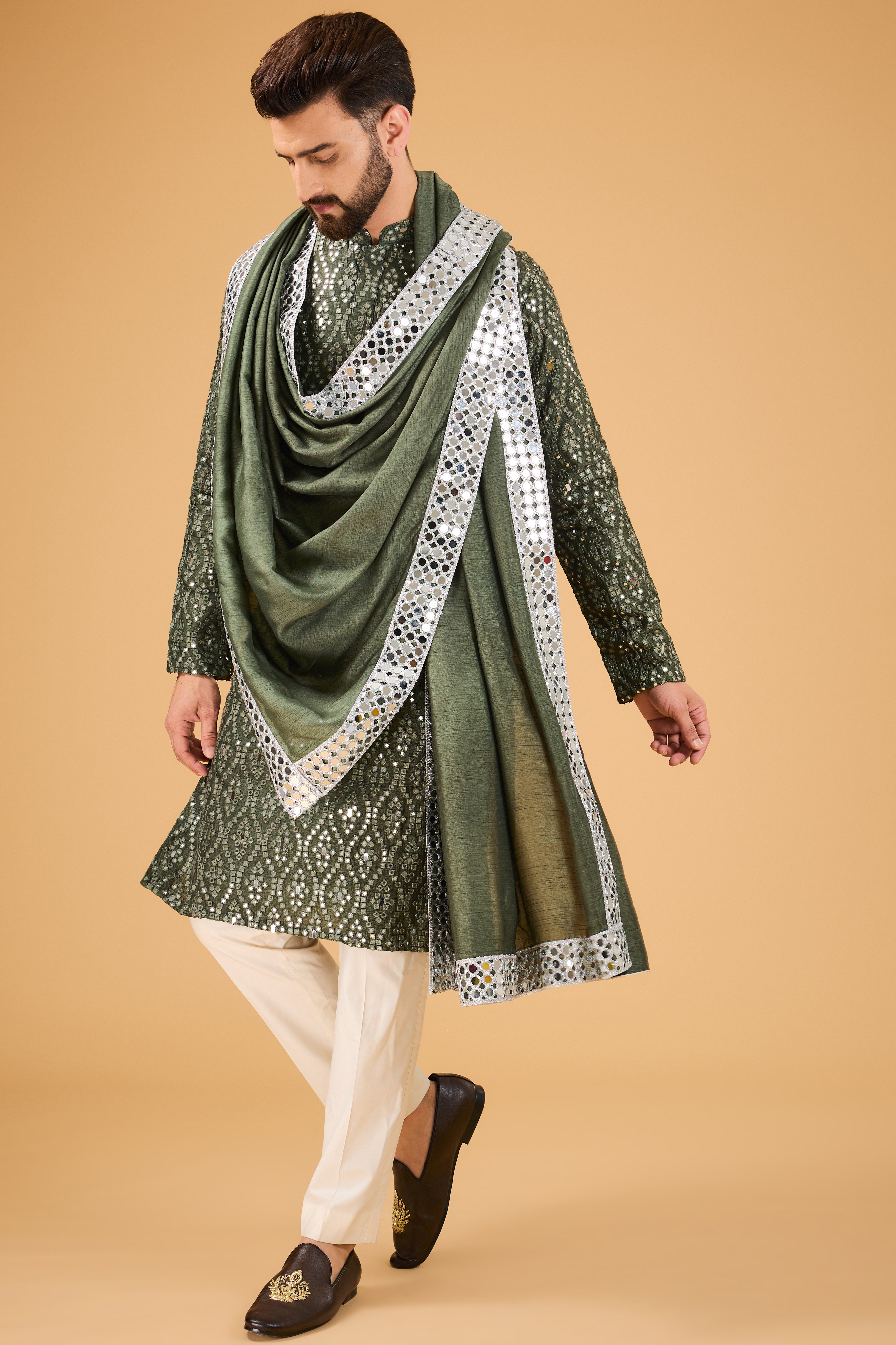 Signature military green mirror-work kurta paired with mirror-work stole. - kasbahmen