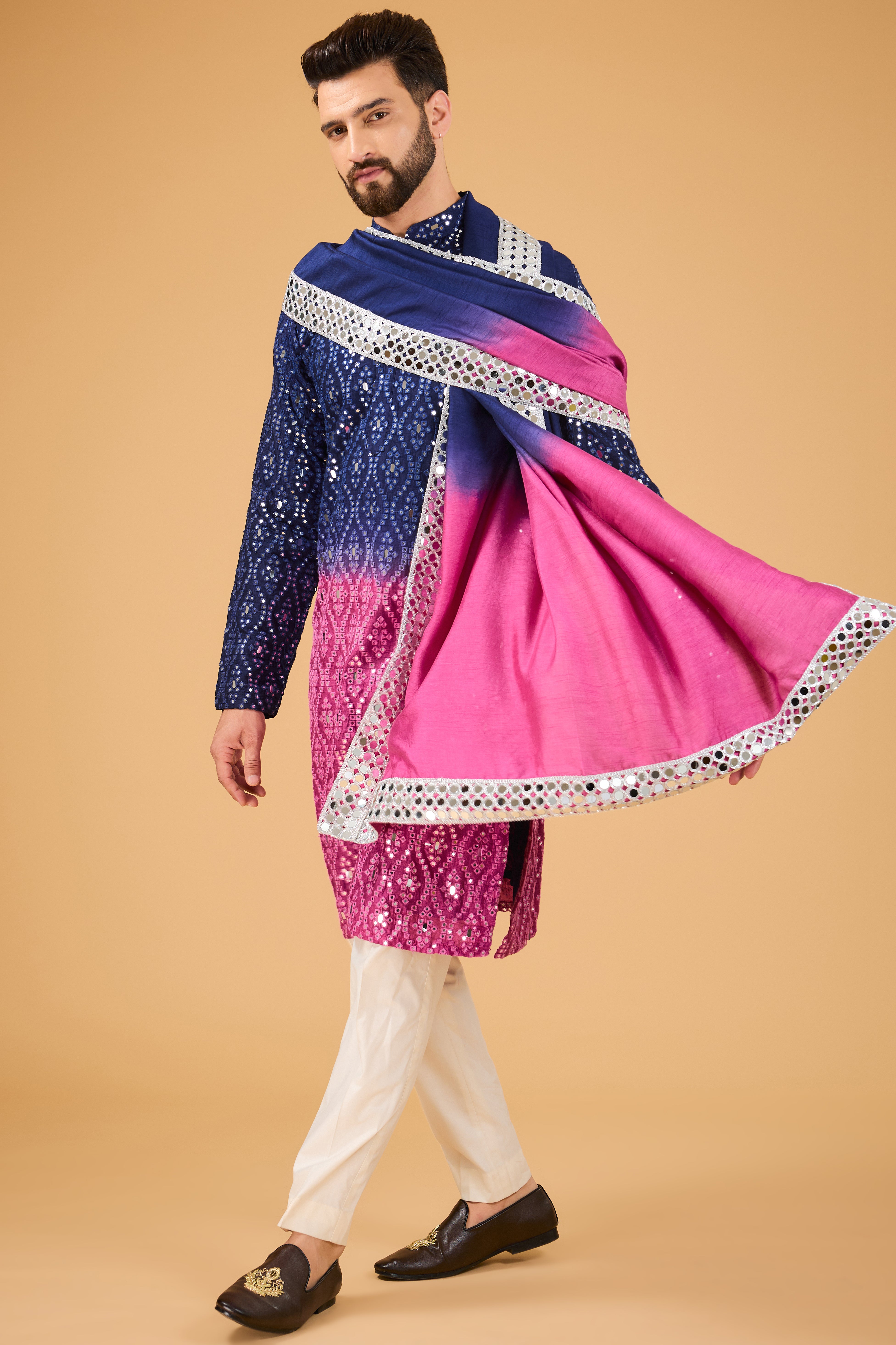 Midnight blue-fuchsia pink ombre shaded mirror work kurta with mirror-work stole. - kasbahmen