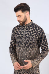 black kurta featuring detailed zari work - kasbahmen