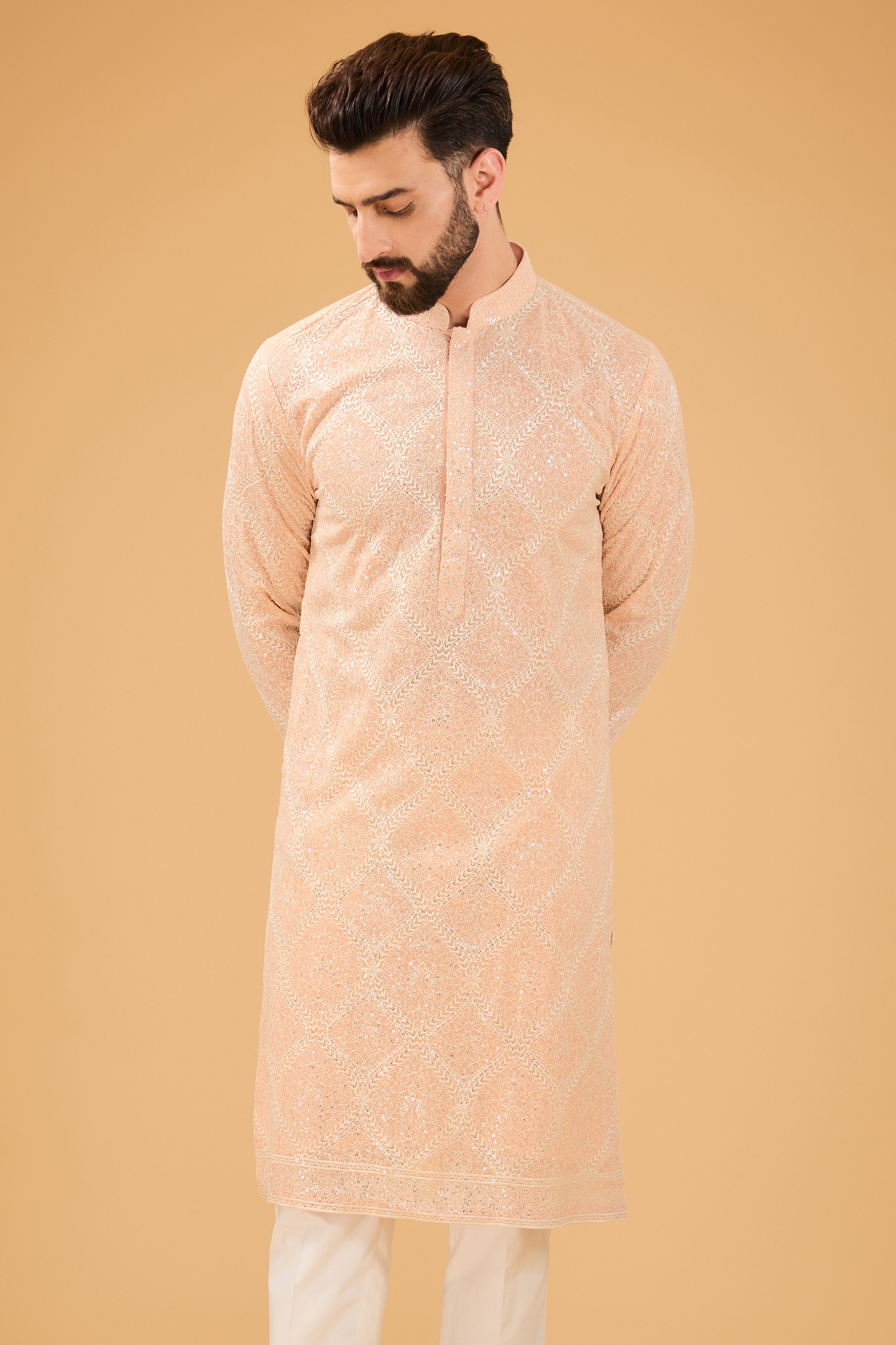 Pink Chikankari kurta with ivory thread-work. - kasbahmen