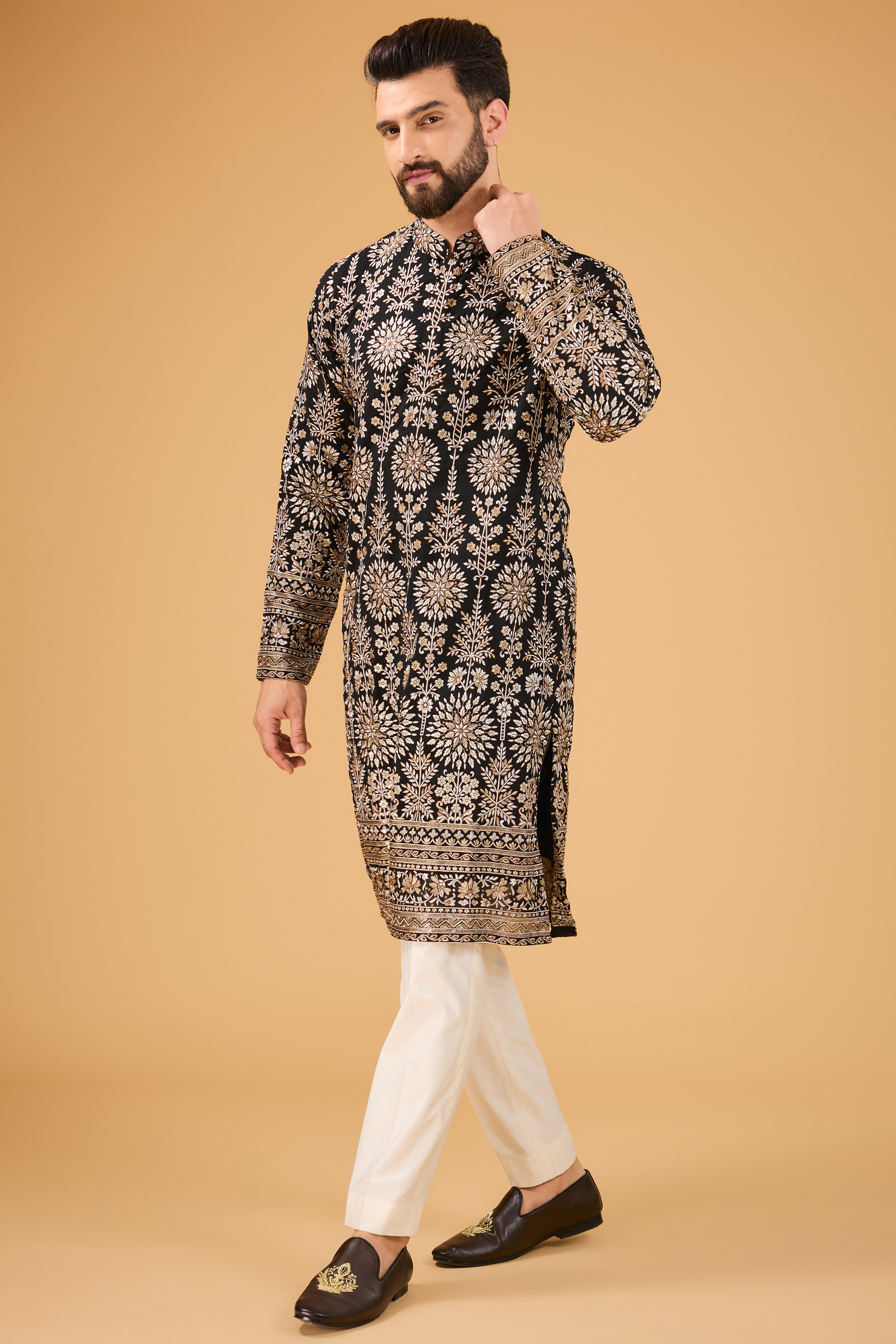 Black Chiknkari kurta with intricate zari work - kasbahmen