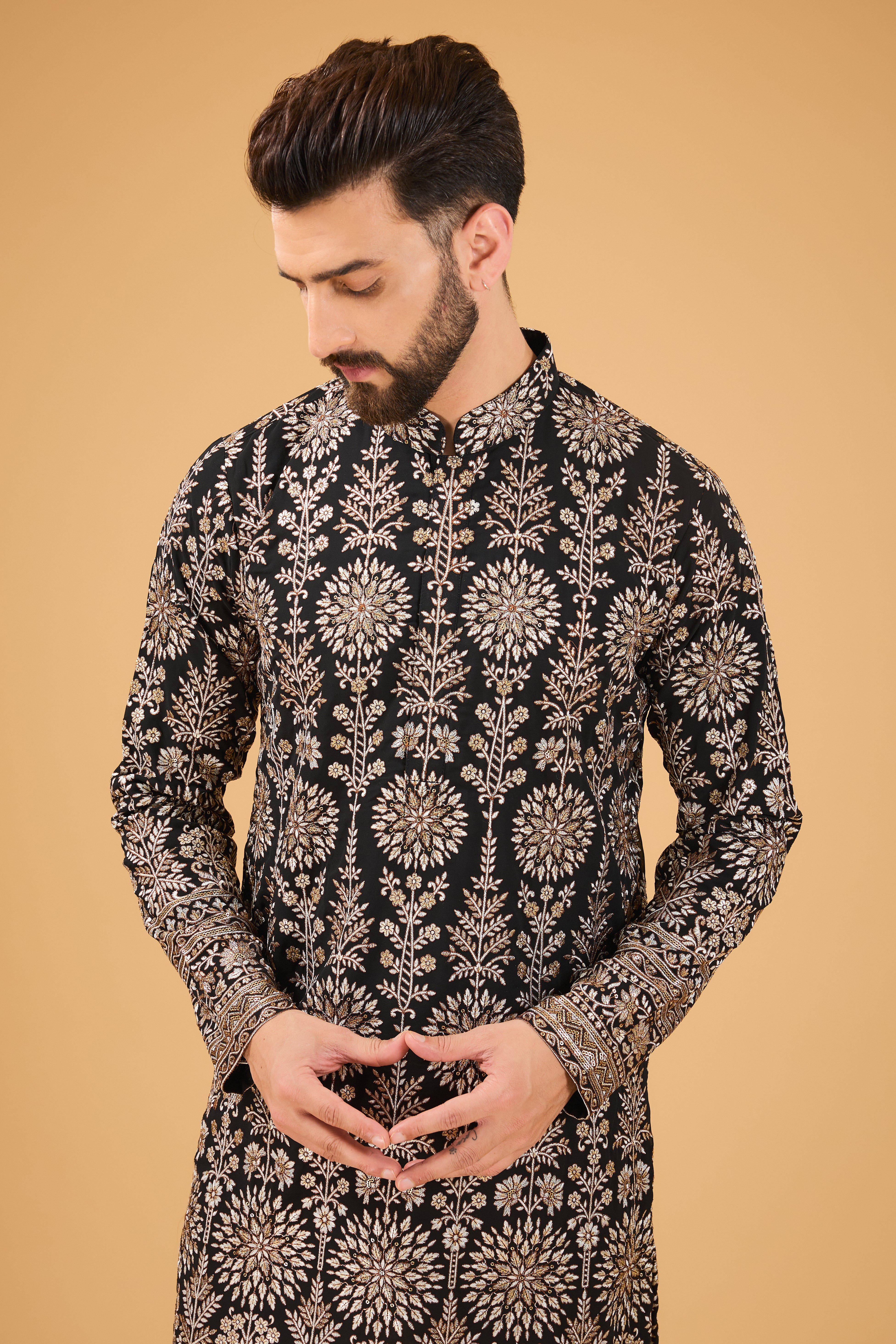 Black Chiknkari kurta with intricate zari work - kasbahmen