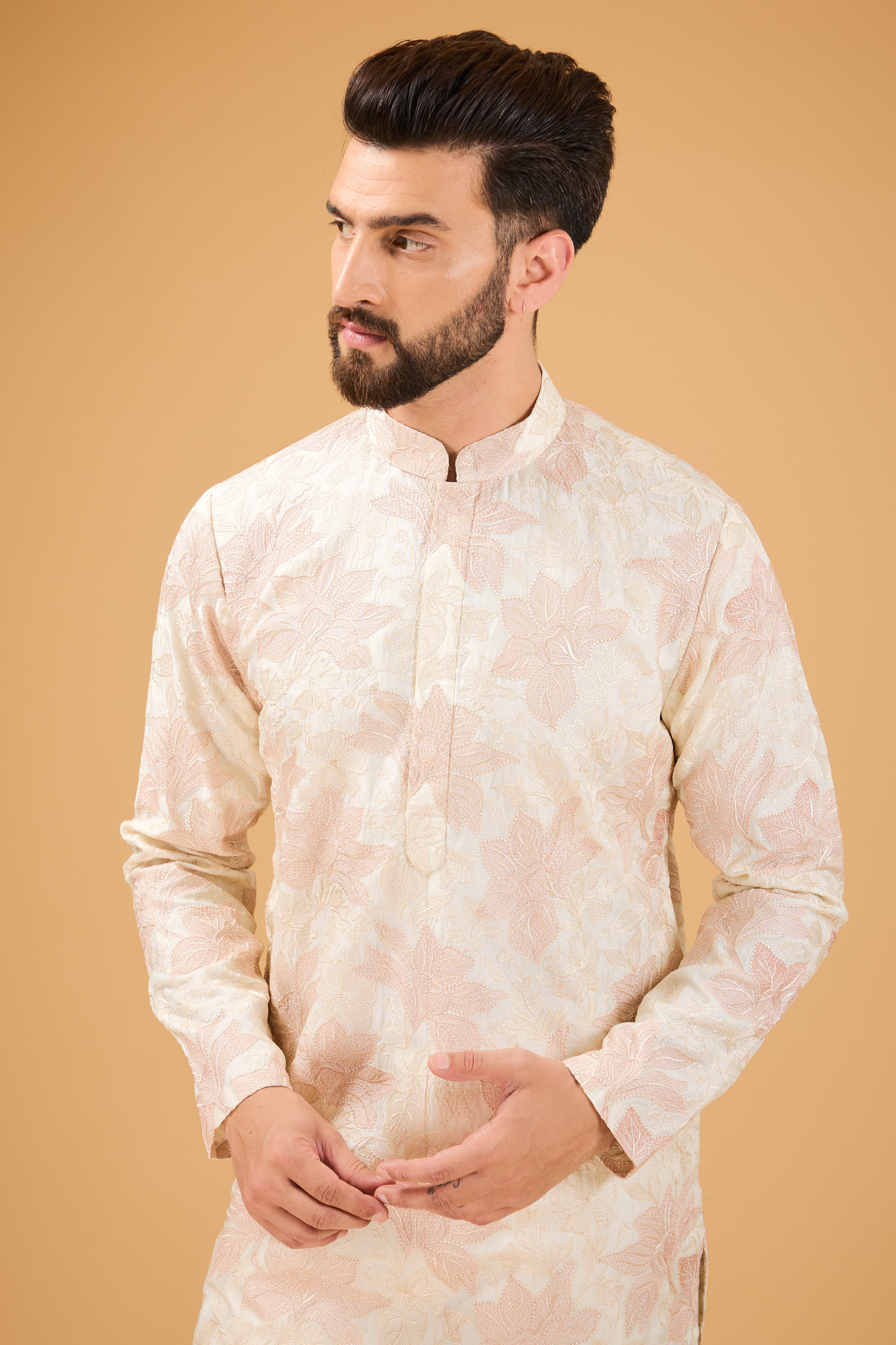 Pink and cream chikankari kurta with floral embroidery. - kasbahmen