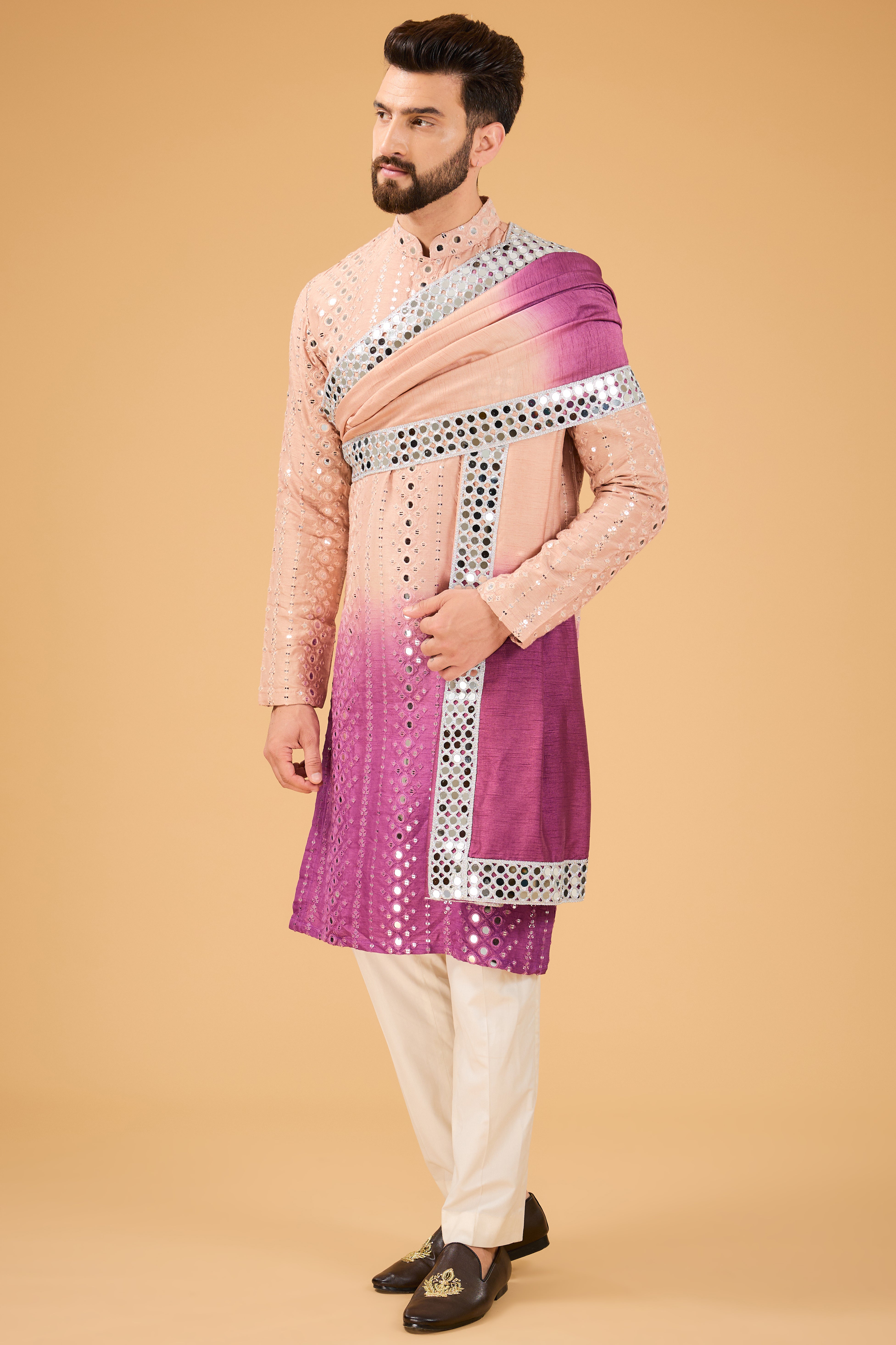 Nude - Mauve ombre shaded mirror work kurta with mirror-work stole. - kasbahmen