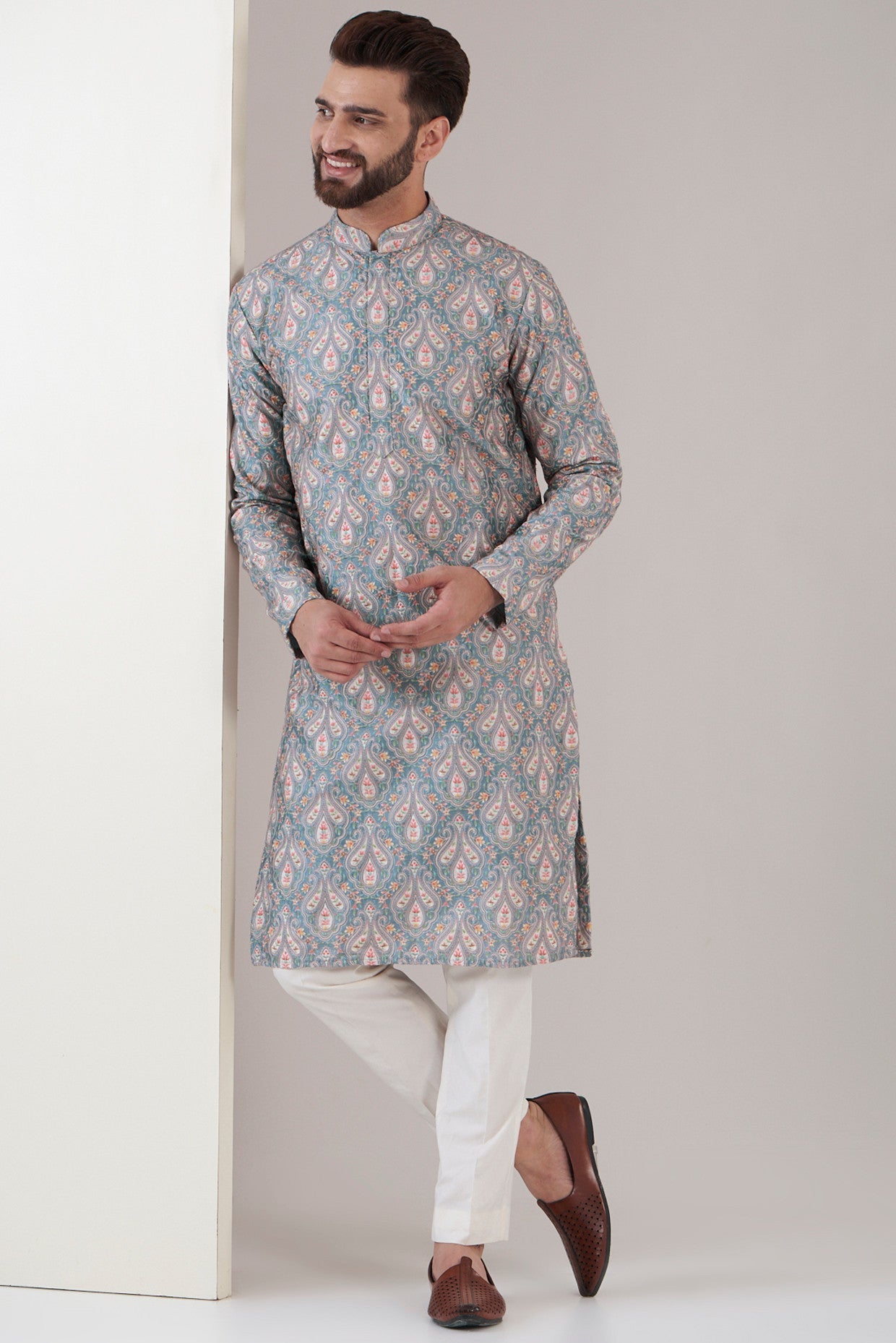 Slate blue embroidered kurta - kasbahmen