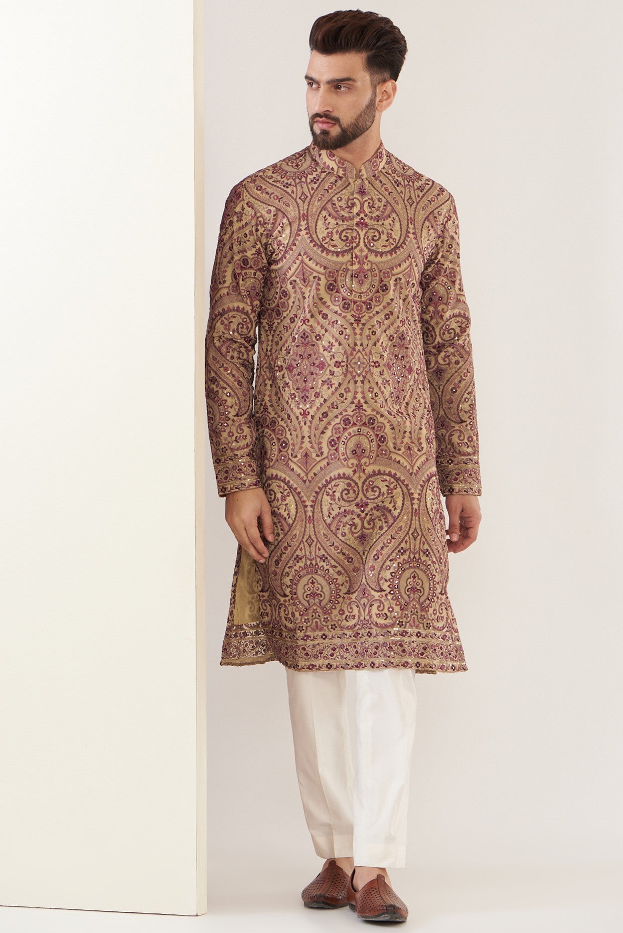 Kashmiri Embroidred Kurta - kasbahmen