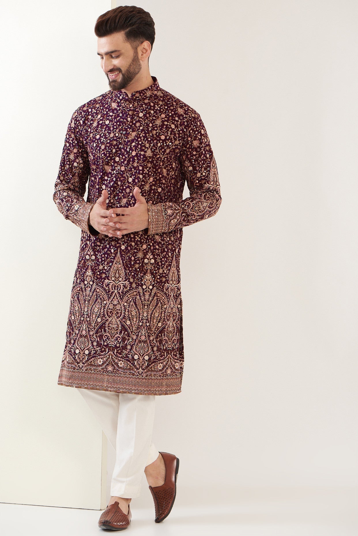 Maroon Embroidred Kurta - kasbahmen