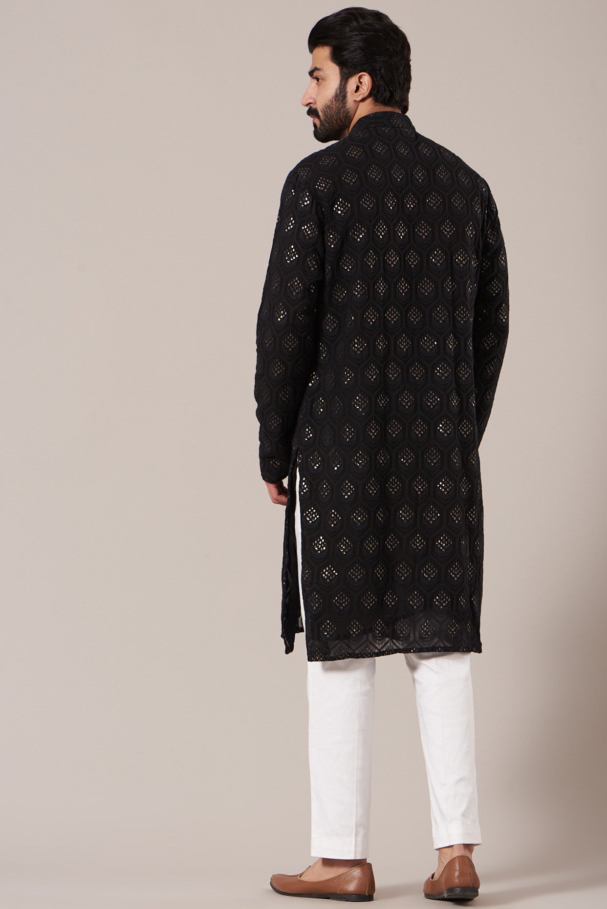 Black chikankari embrodried kurta with sequence work - kasbahmen