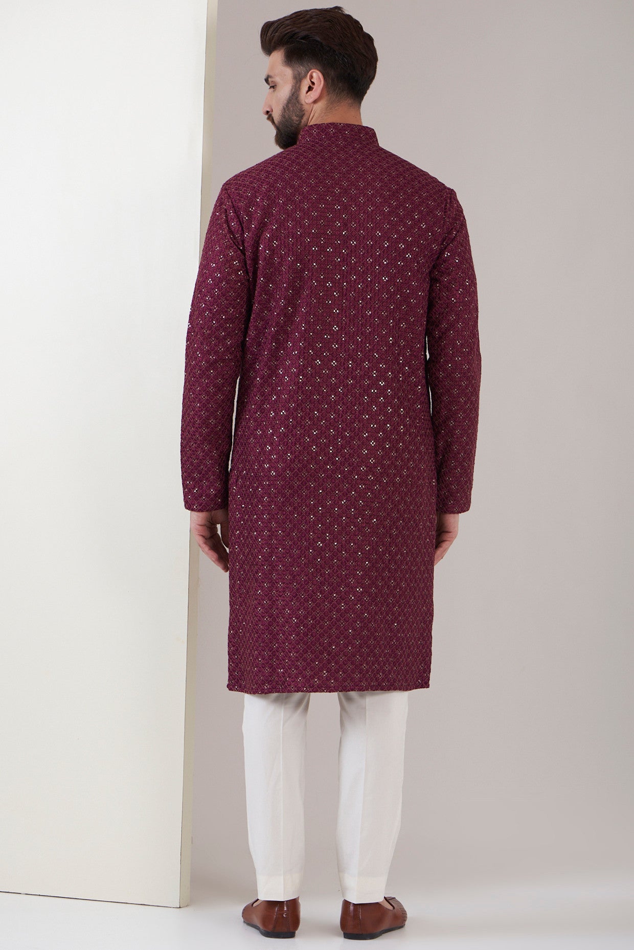 Deep maroon embroidered kurta - kasbahmen