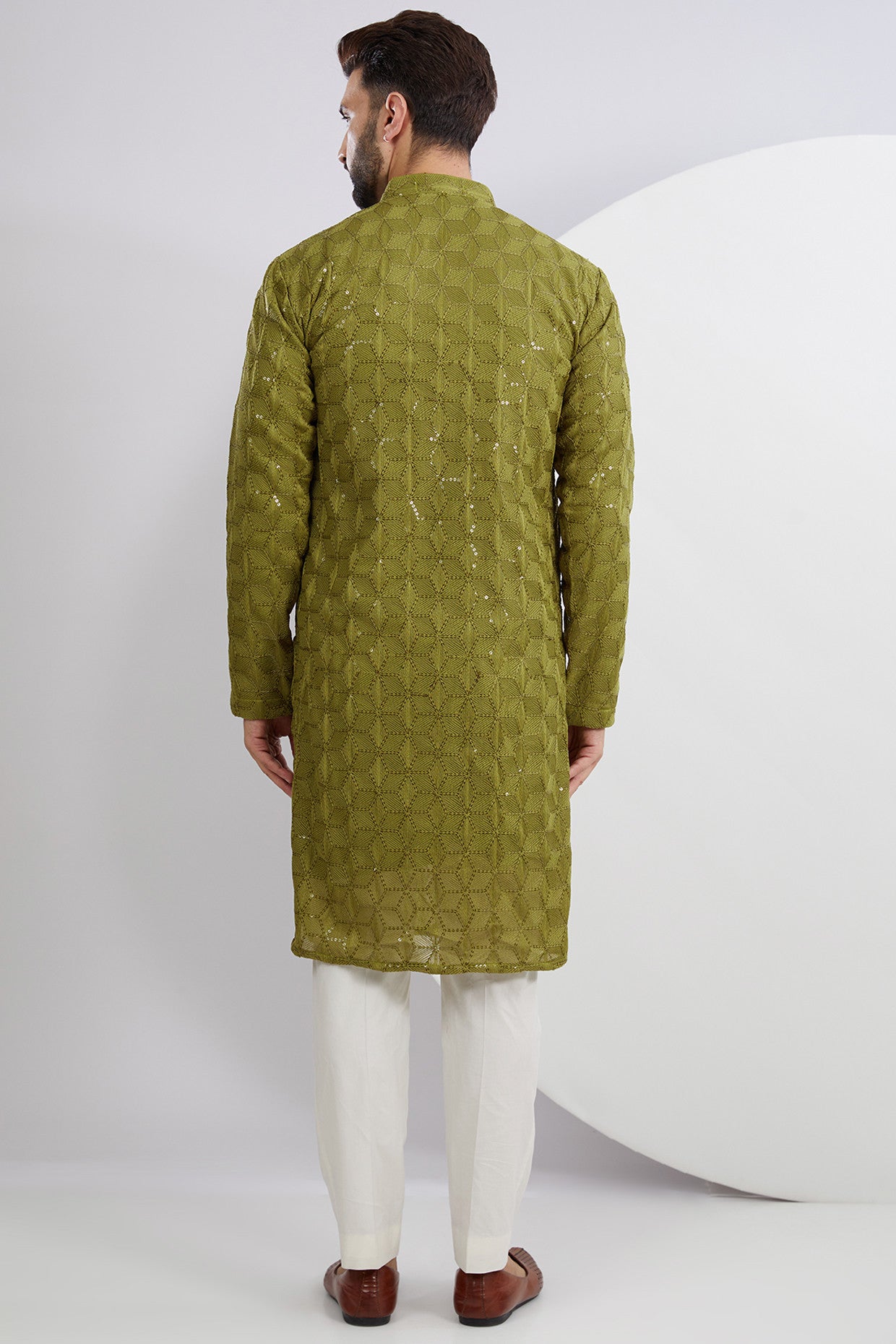 Mehndi Green Geometrically Embroidered Kurta - kasbahmen