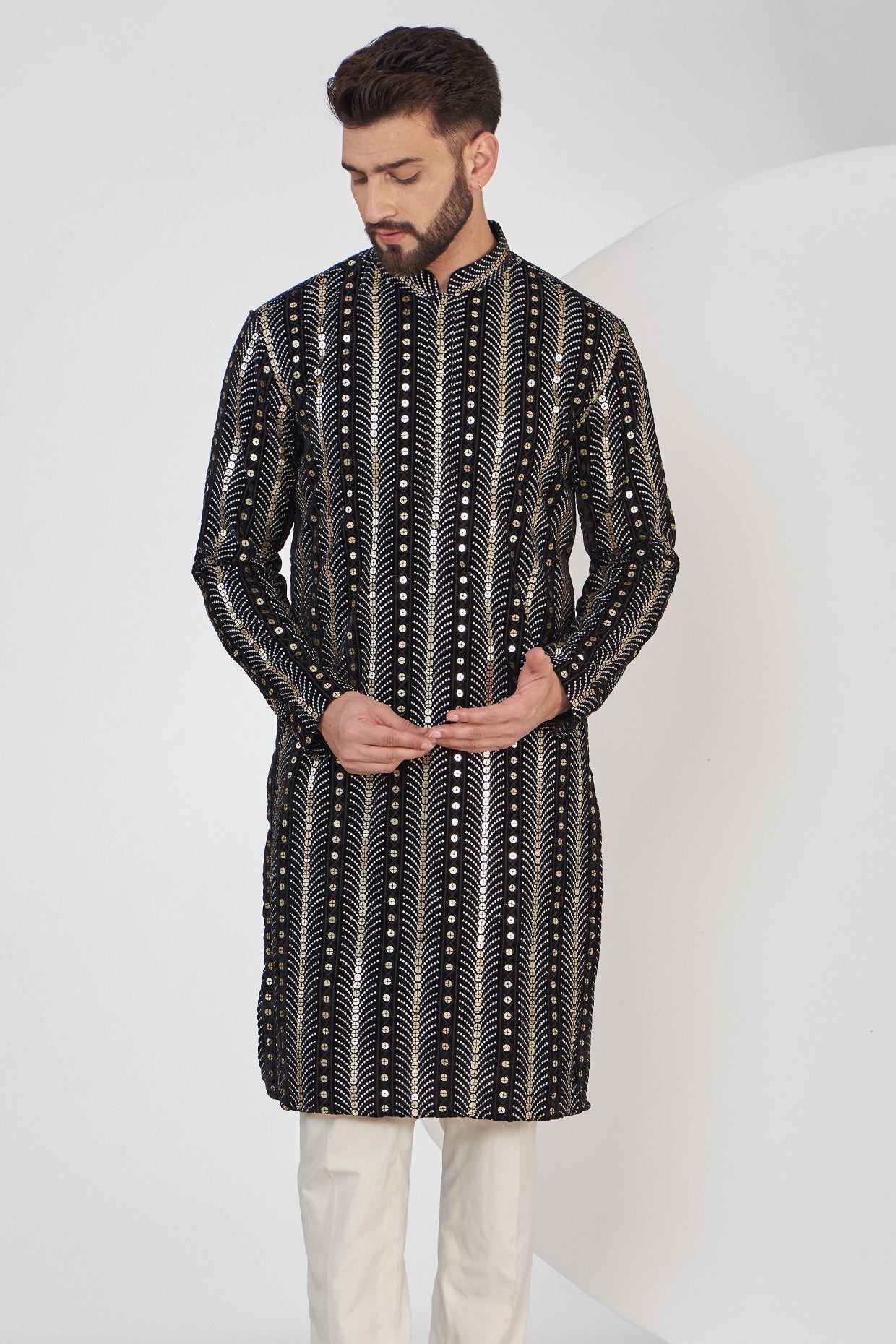 Black Velvet Embroidered Kurta - kasbahmen