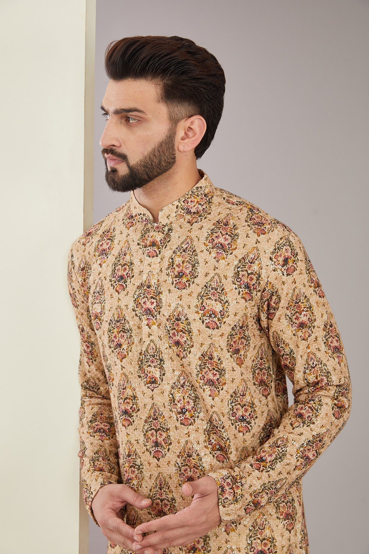 Floral Embroidered Kurta on Print - kasbahmen