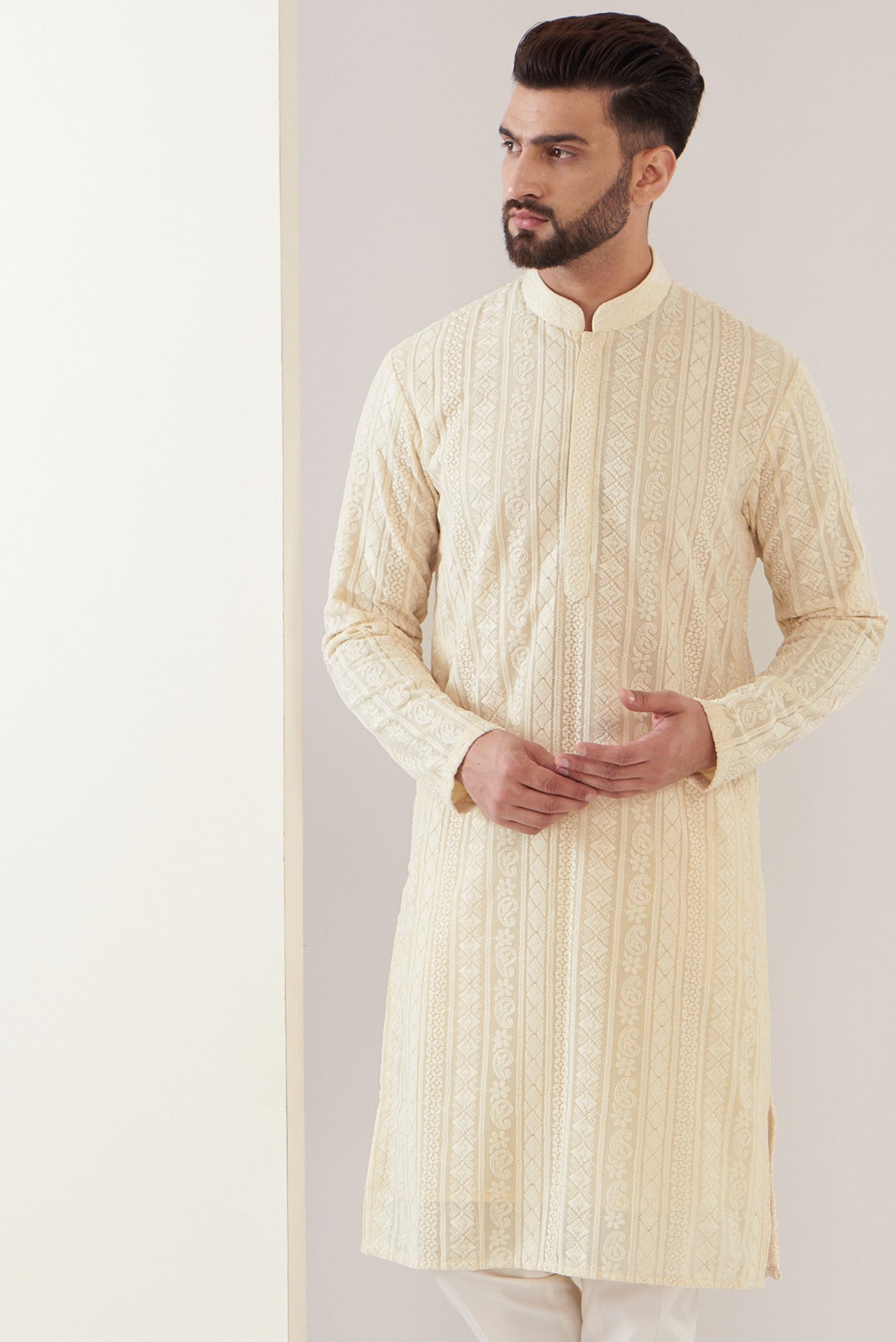 Beige chikankari kurta - kasbahmen