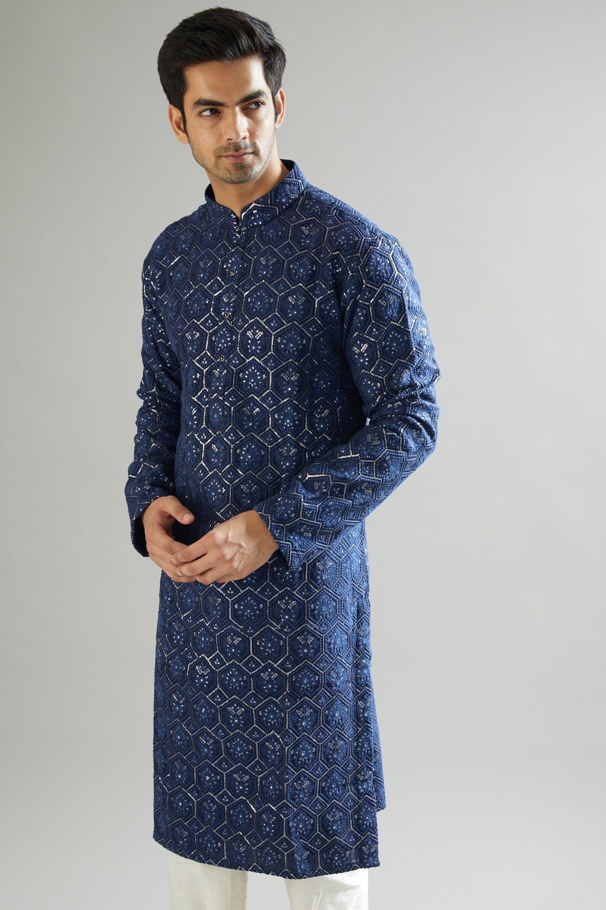 Navy Blue Embroidered Kurta - kasbahmen