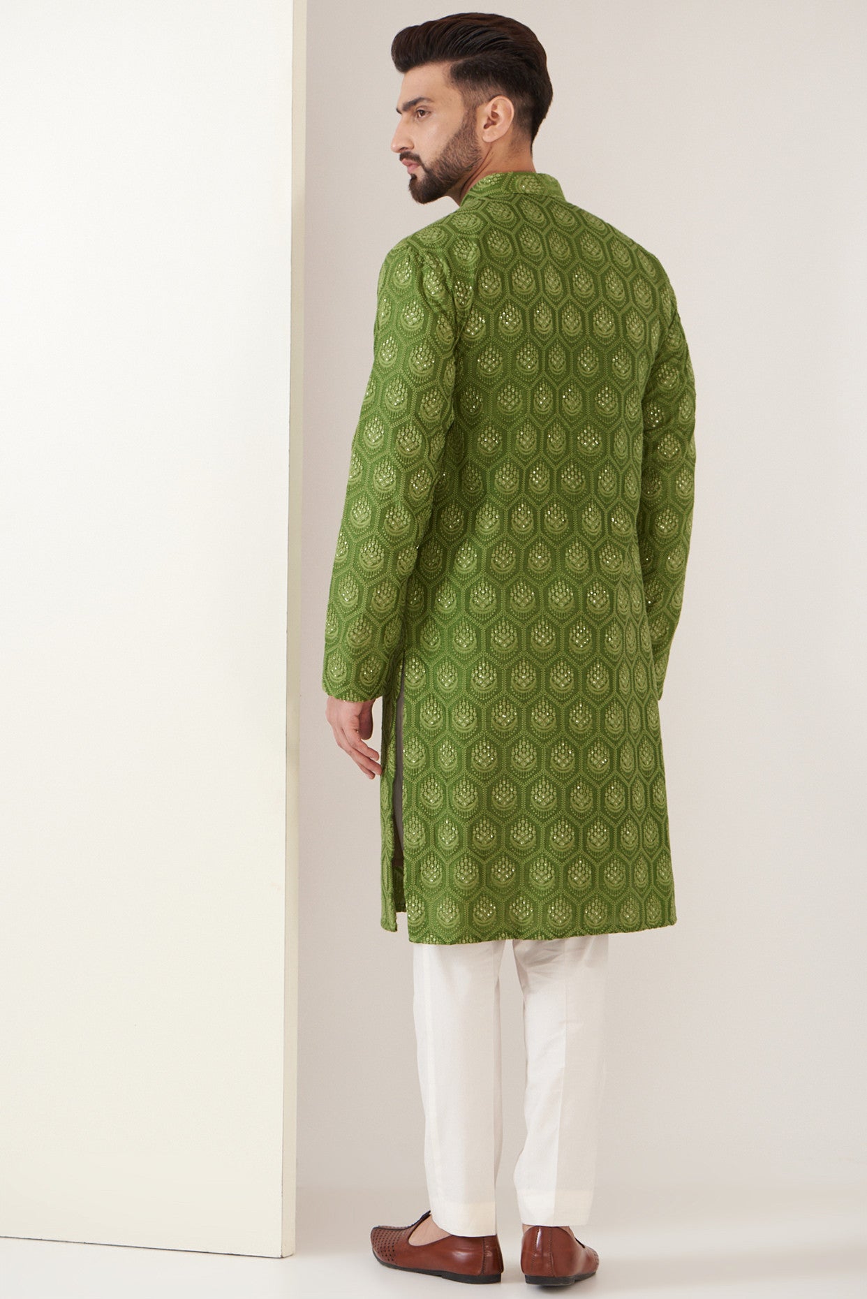 Royal green embroidred kurta - kasbahmen