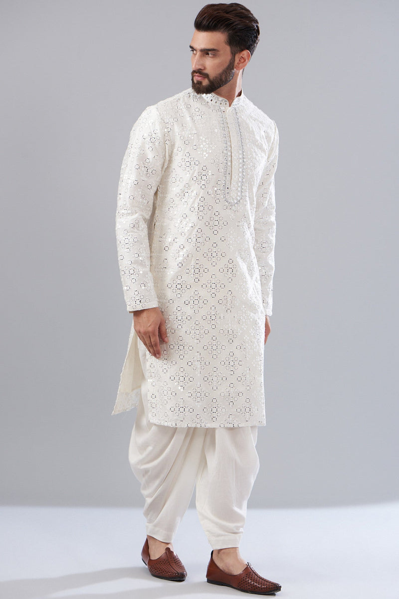 Off white mirror work kurta with hand embroidery - kasbahmen