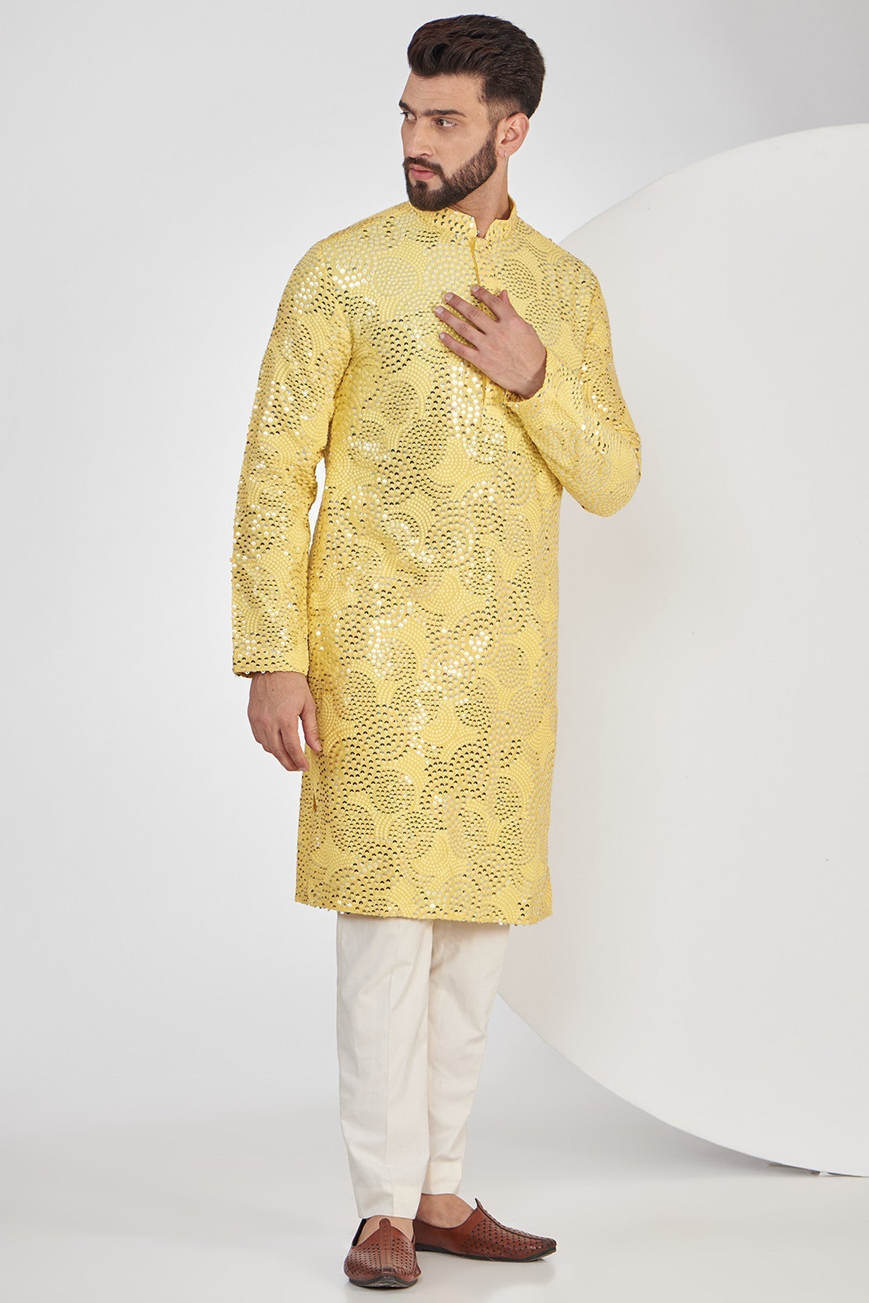 Yellow Embroidered Kurta with intricate sequins work - kasbahmen