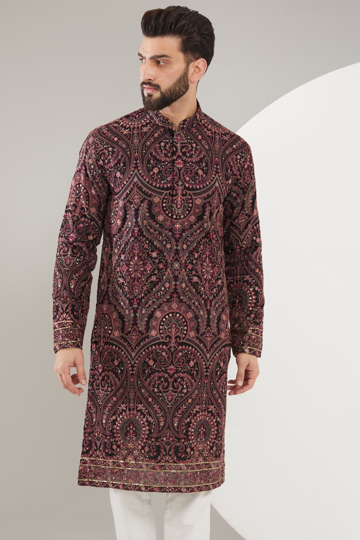 Black Kashmiri Embroidered Kurta - kasbahmen