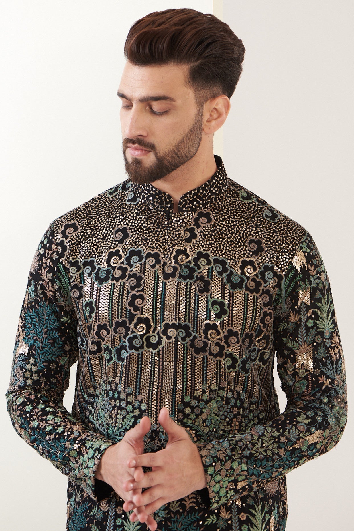 Black multi embroidred kurta - kasbahmen