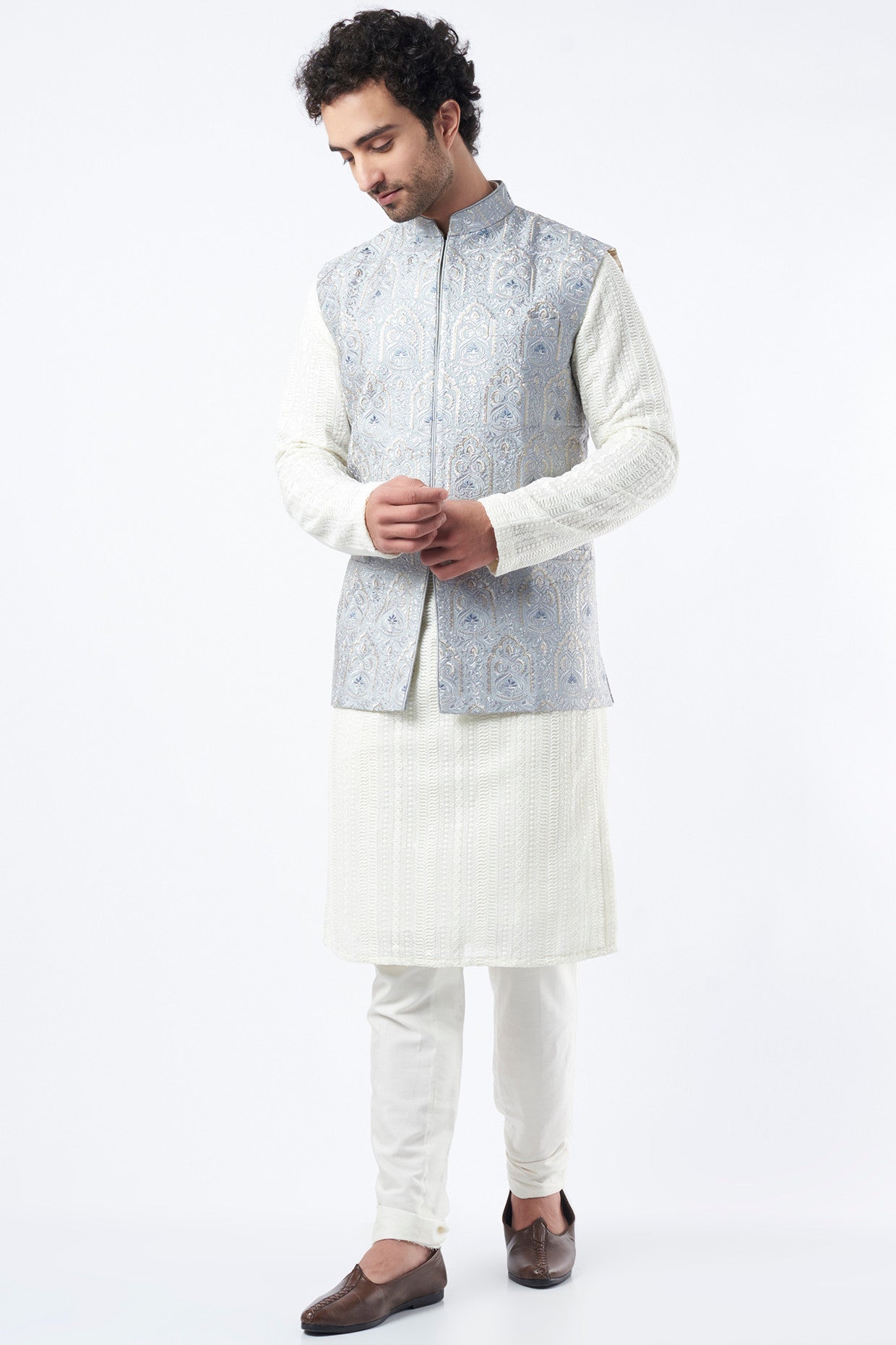 Sierra Blue Embroidered Bundi Jacket - kasbahmen