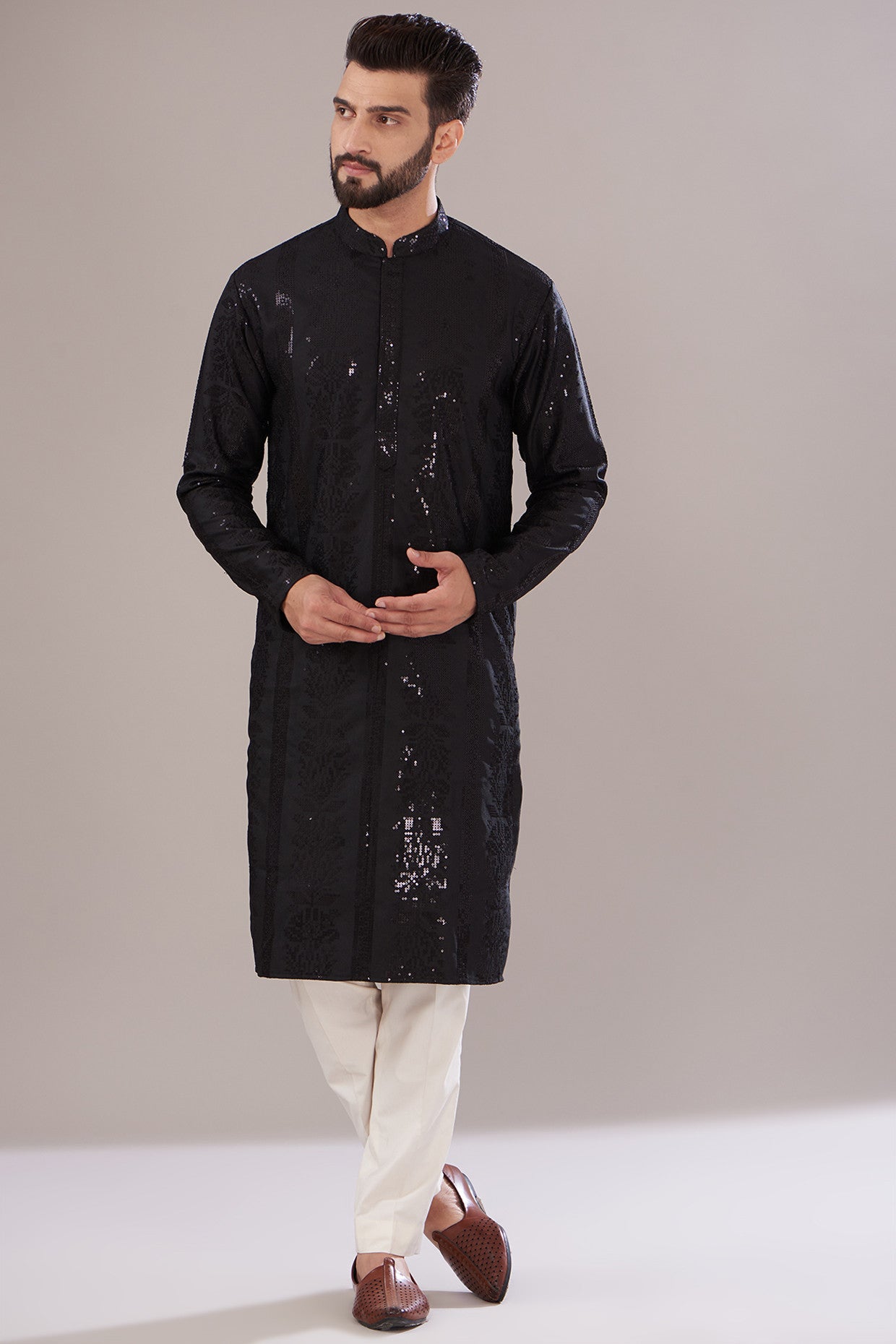 Black Slub Silk Embroidered Kurta - kasbahmen