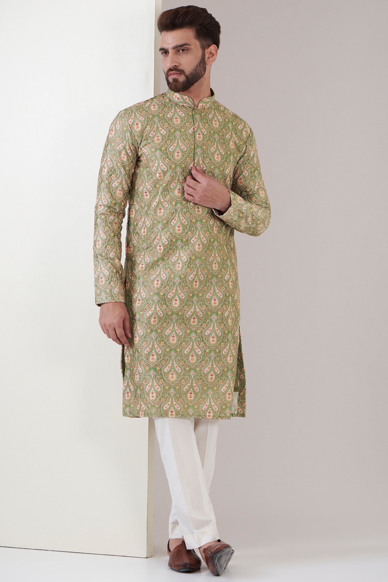 Mehandi Green embroidered kurta - kasbahmen