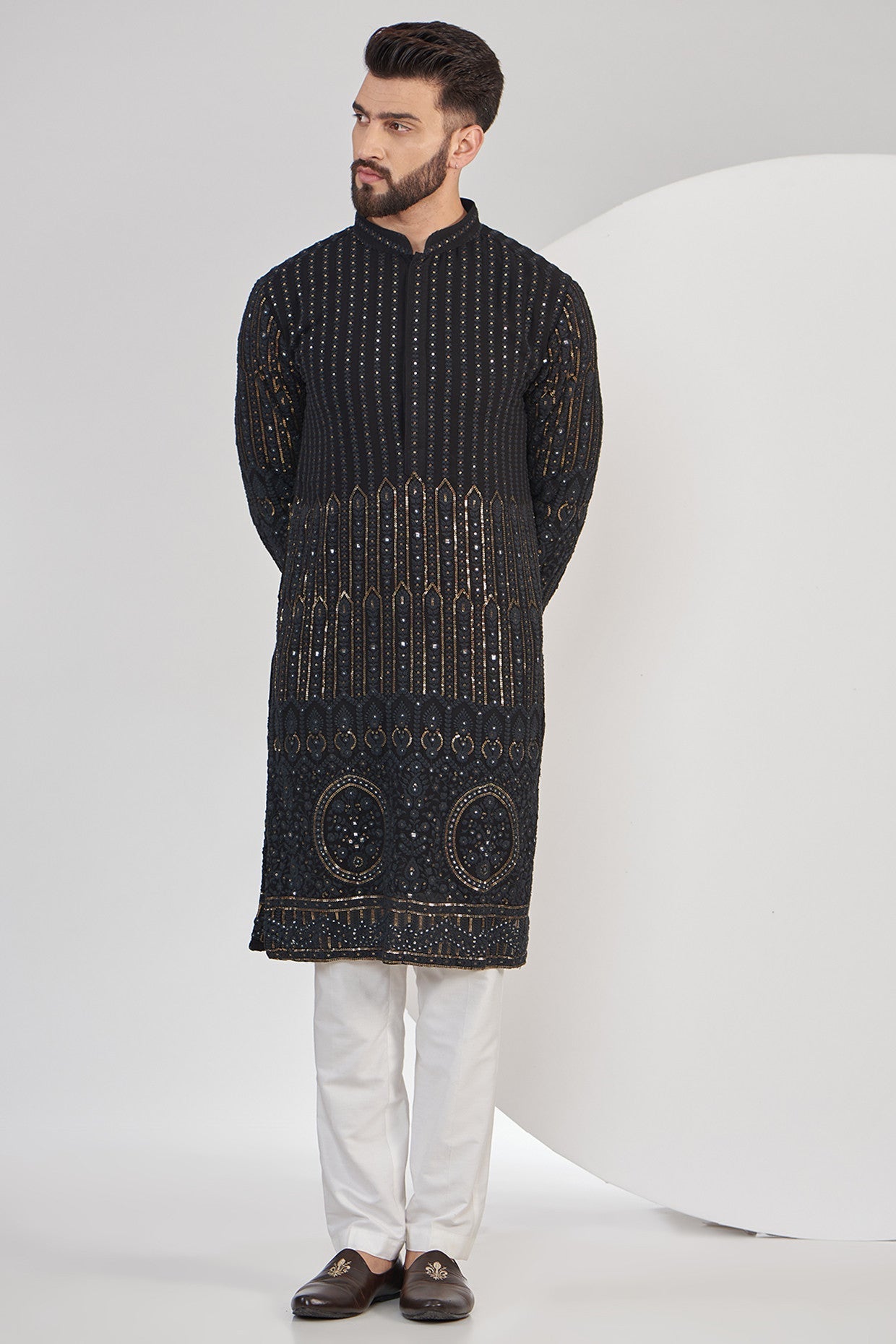 Black Chikankari Kurta with intricate border embroidery - kasbahmen