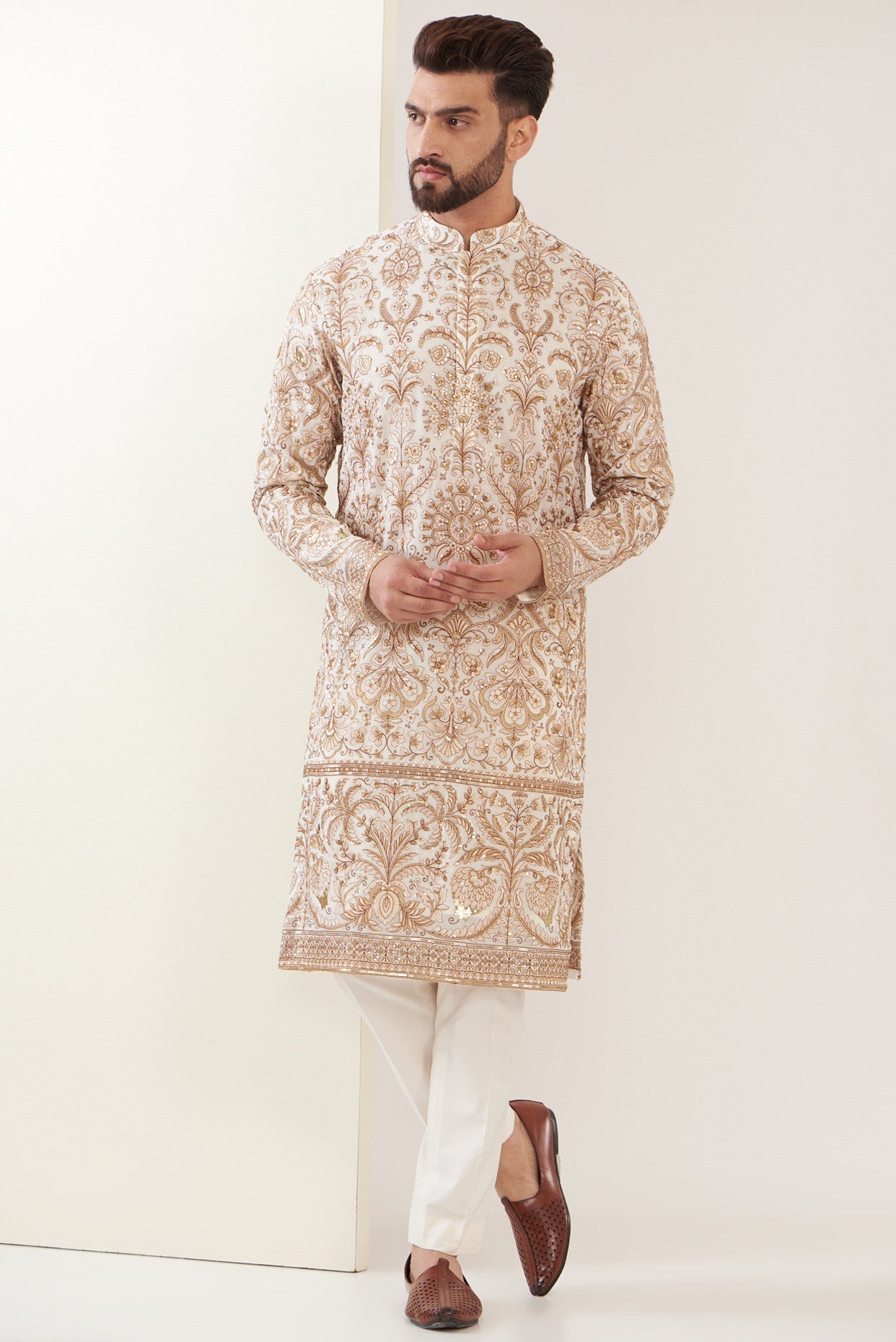 White embrodried kurta - kasbahmen