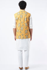 Mustard Embroidered Bundi Jacket - kasbahmen