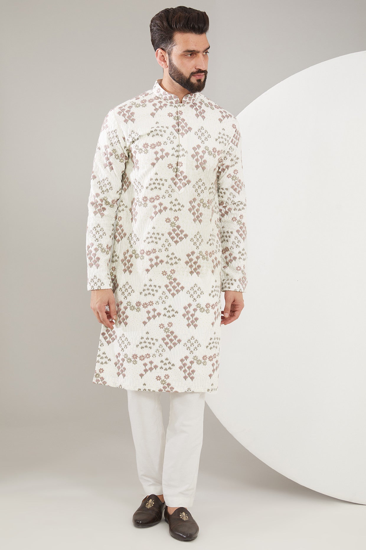 Lilac and white floral embroidered kurta - kasbahmen