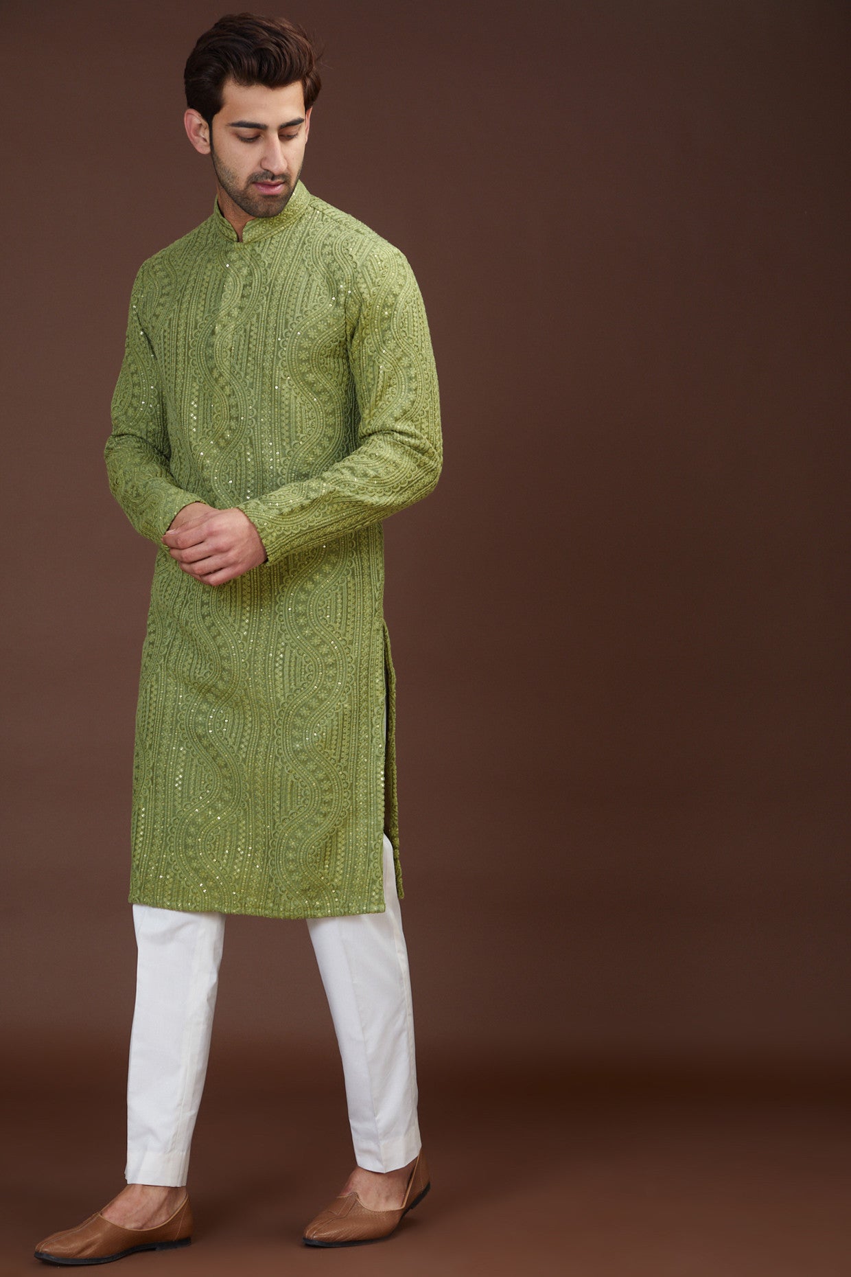 Formal mehndi green embrodried kurta - kasbahmen